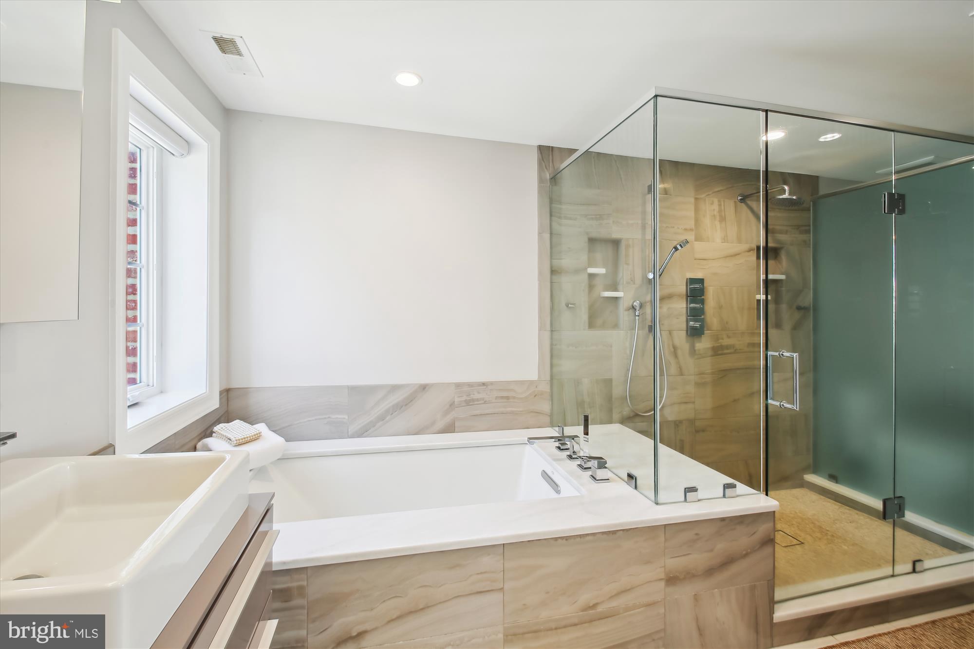 BAY RIDGE - Residential