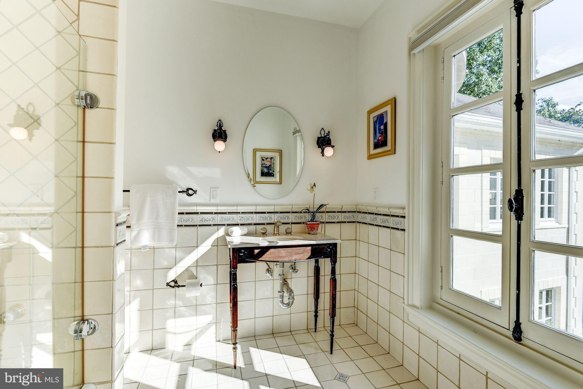 WELLINGTON - Residential