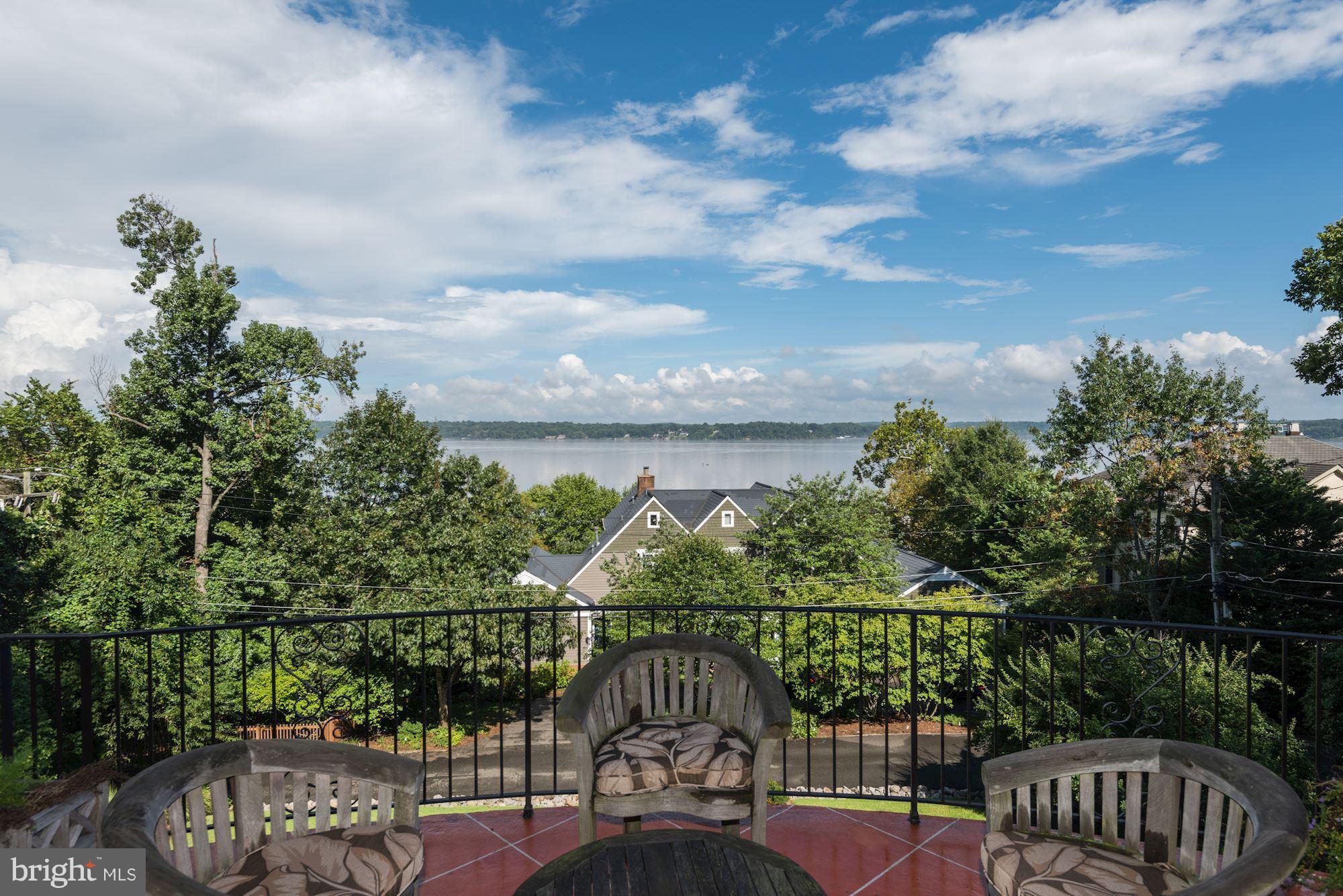 WELLINGTON - Residential