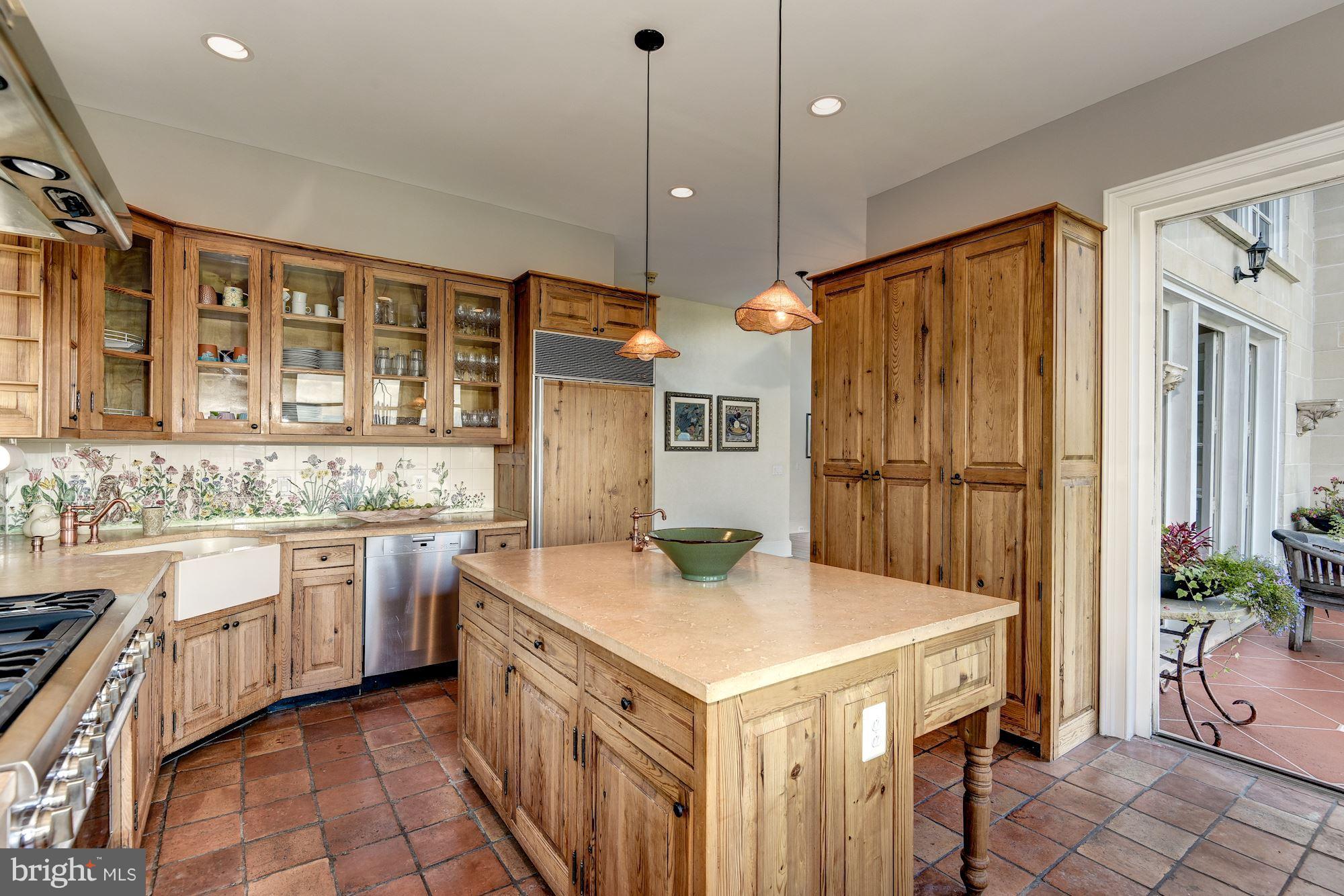 WELLINGTON - Residential