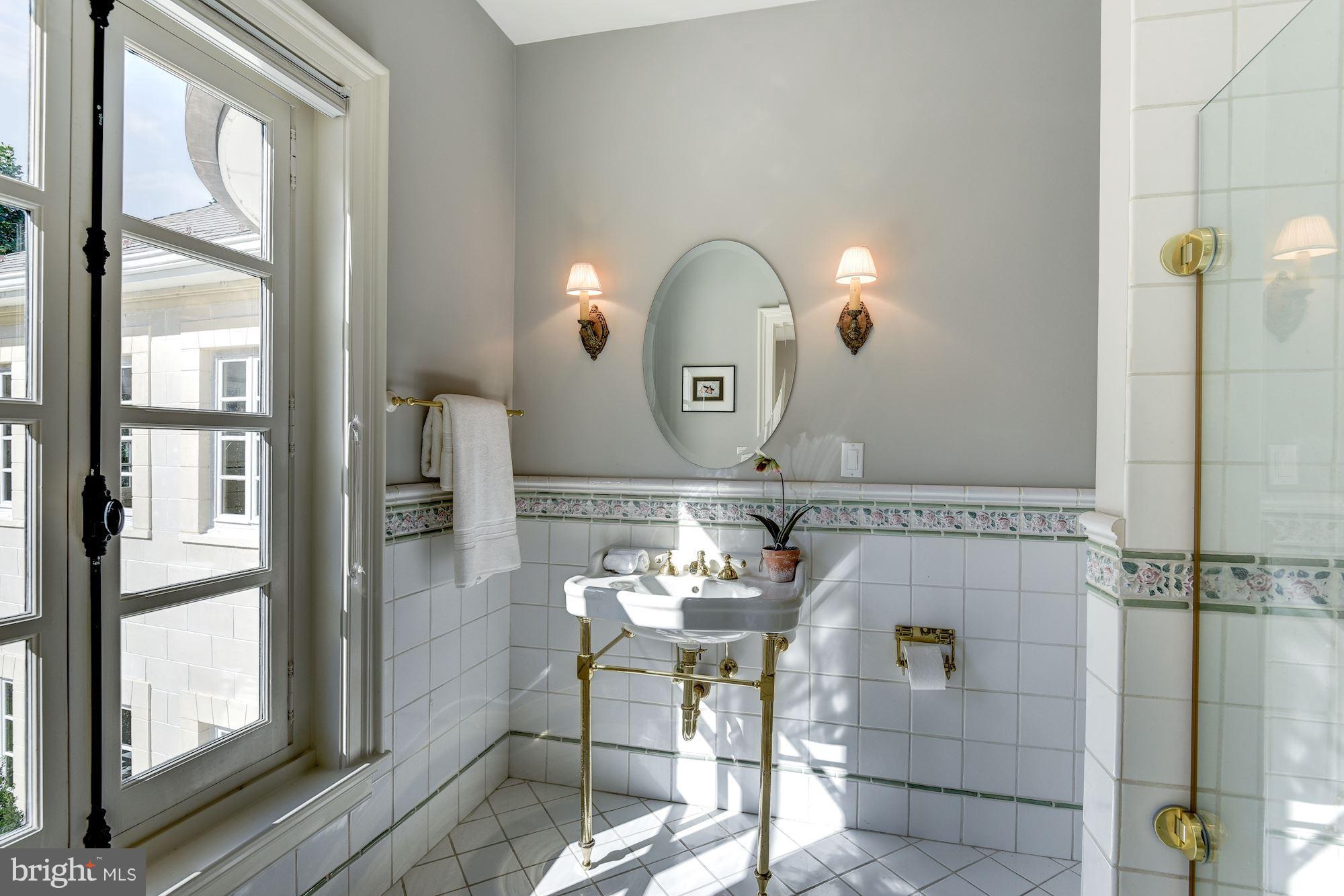 WELLINGTON - Residential