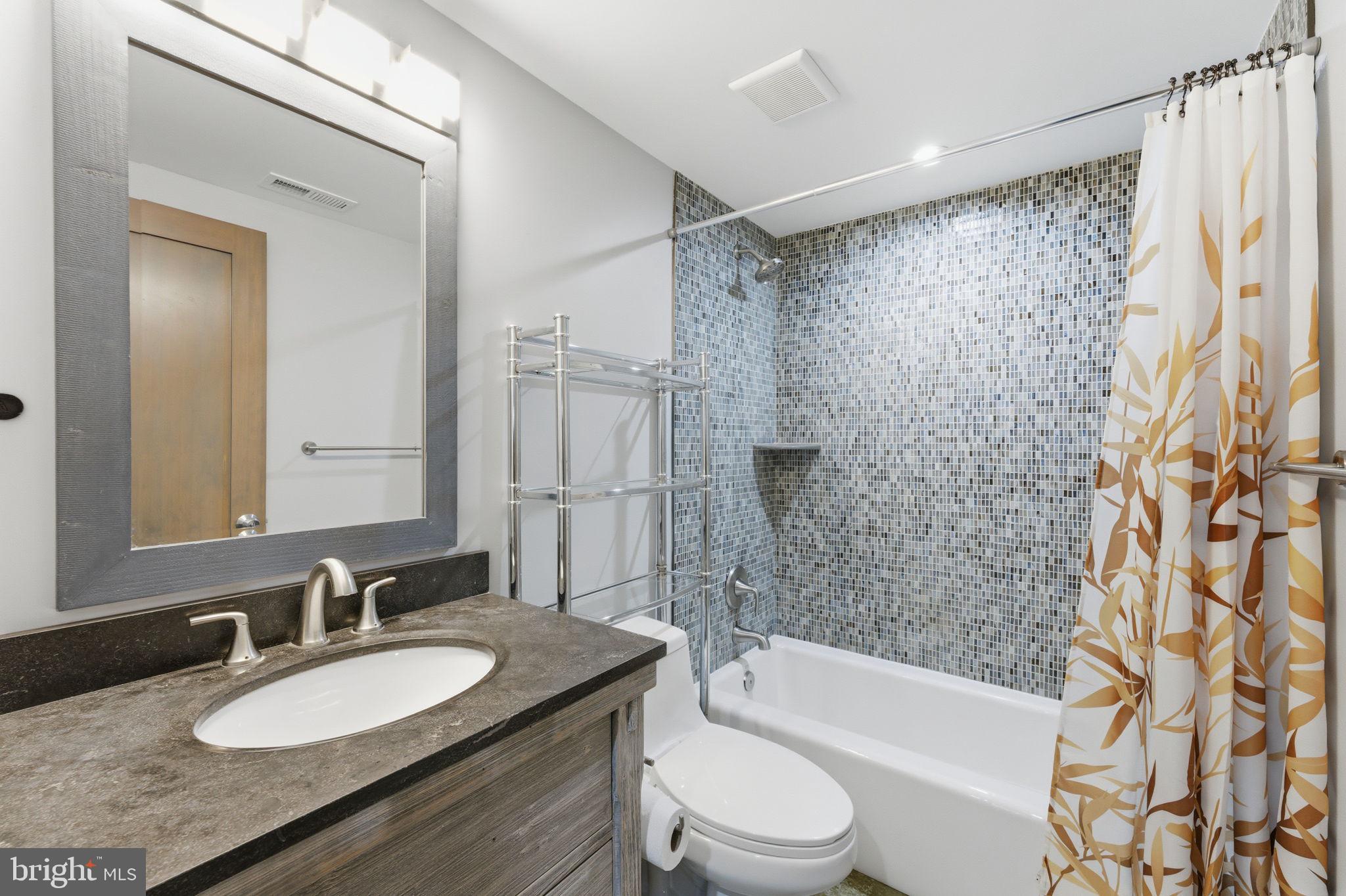 TAKOMA PARK - Residential