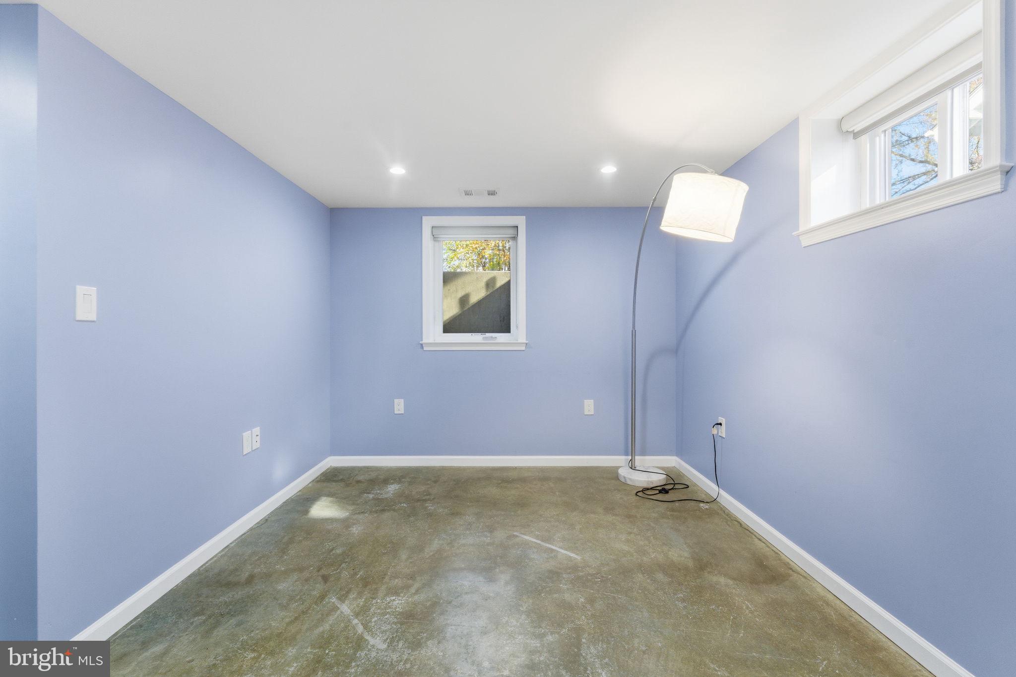 TAKOMA PARK - Residential