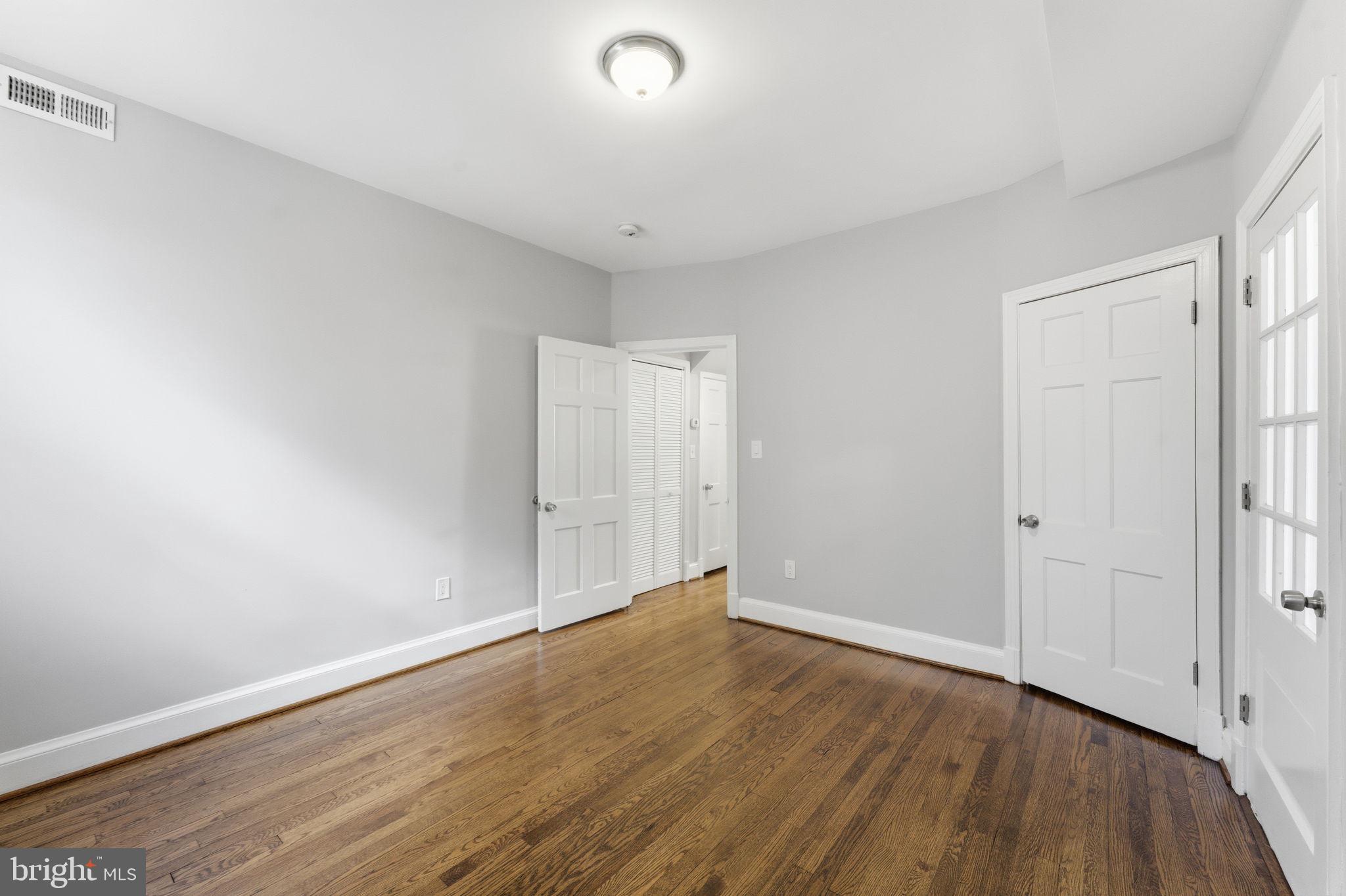 TAKOMA PARK - Residential