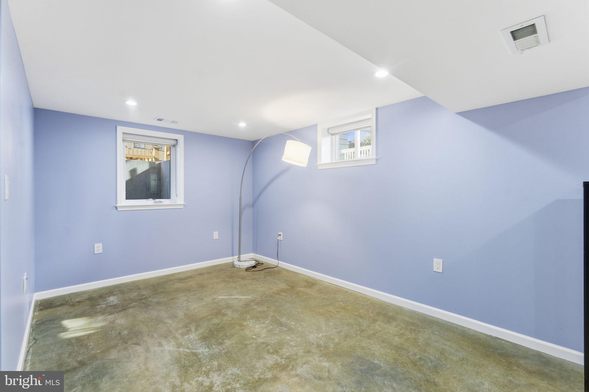 TAKOMA PARK - Residential