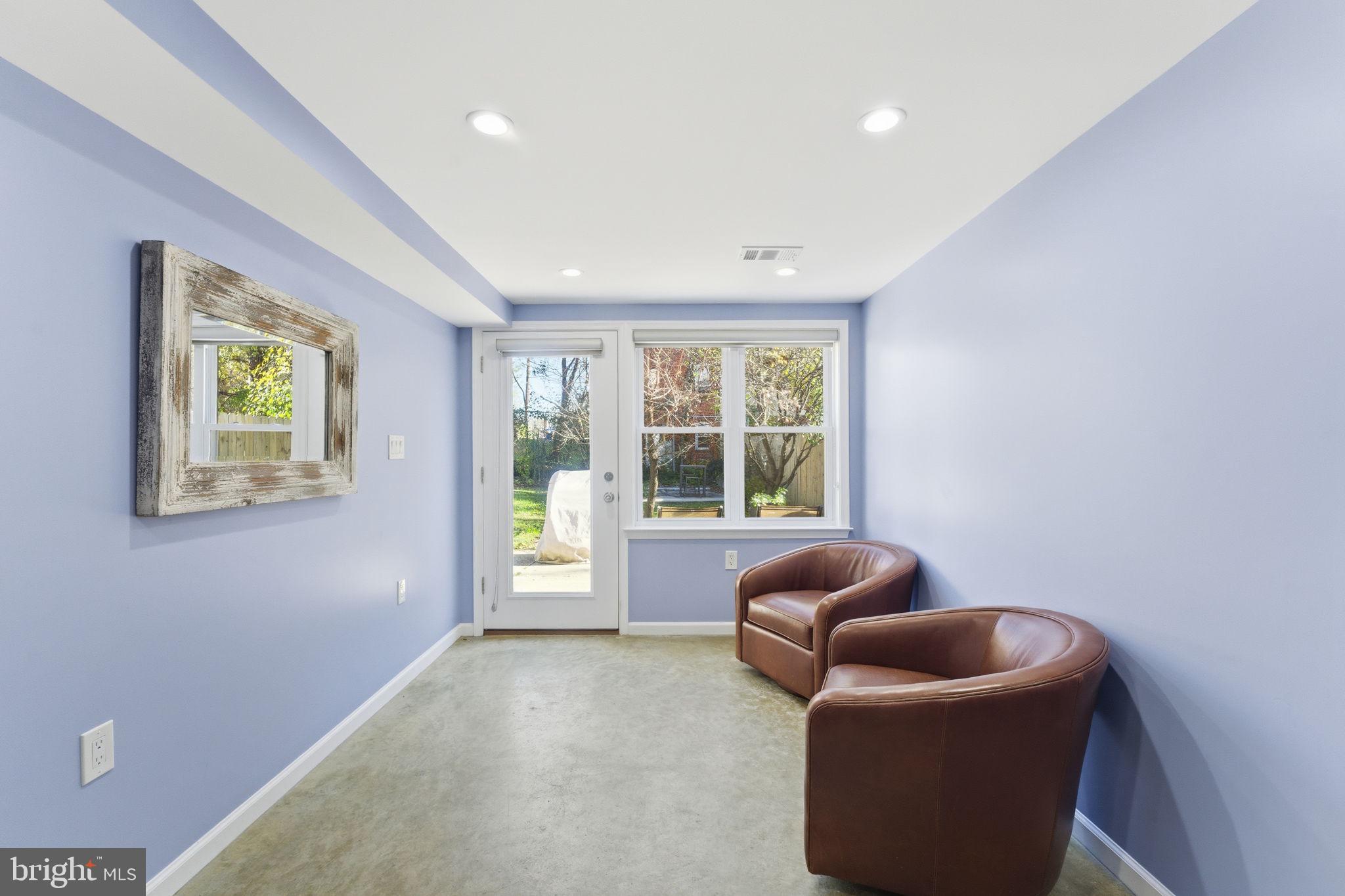 TAKOMA PARK - Residential