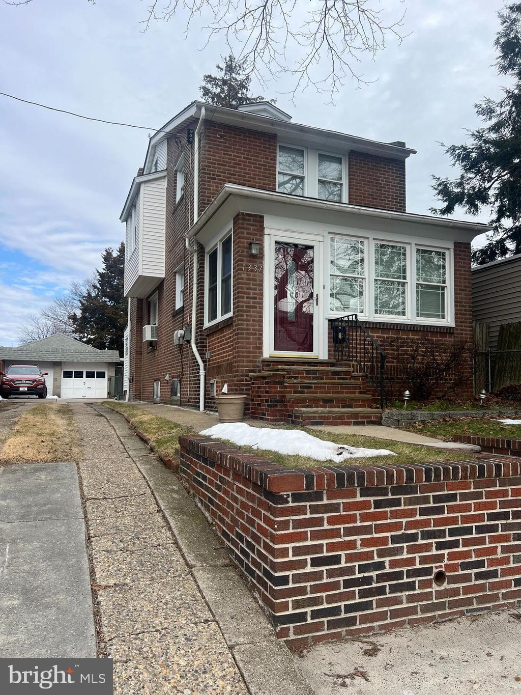 Photo of 1337 Bleigh Avenue, PHILADELPHIA, PA 19111 (MLS # PAPH2588172)