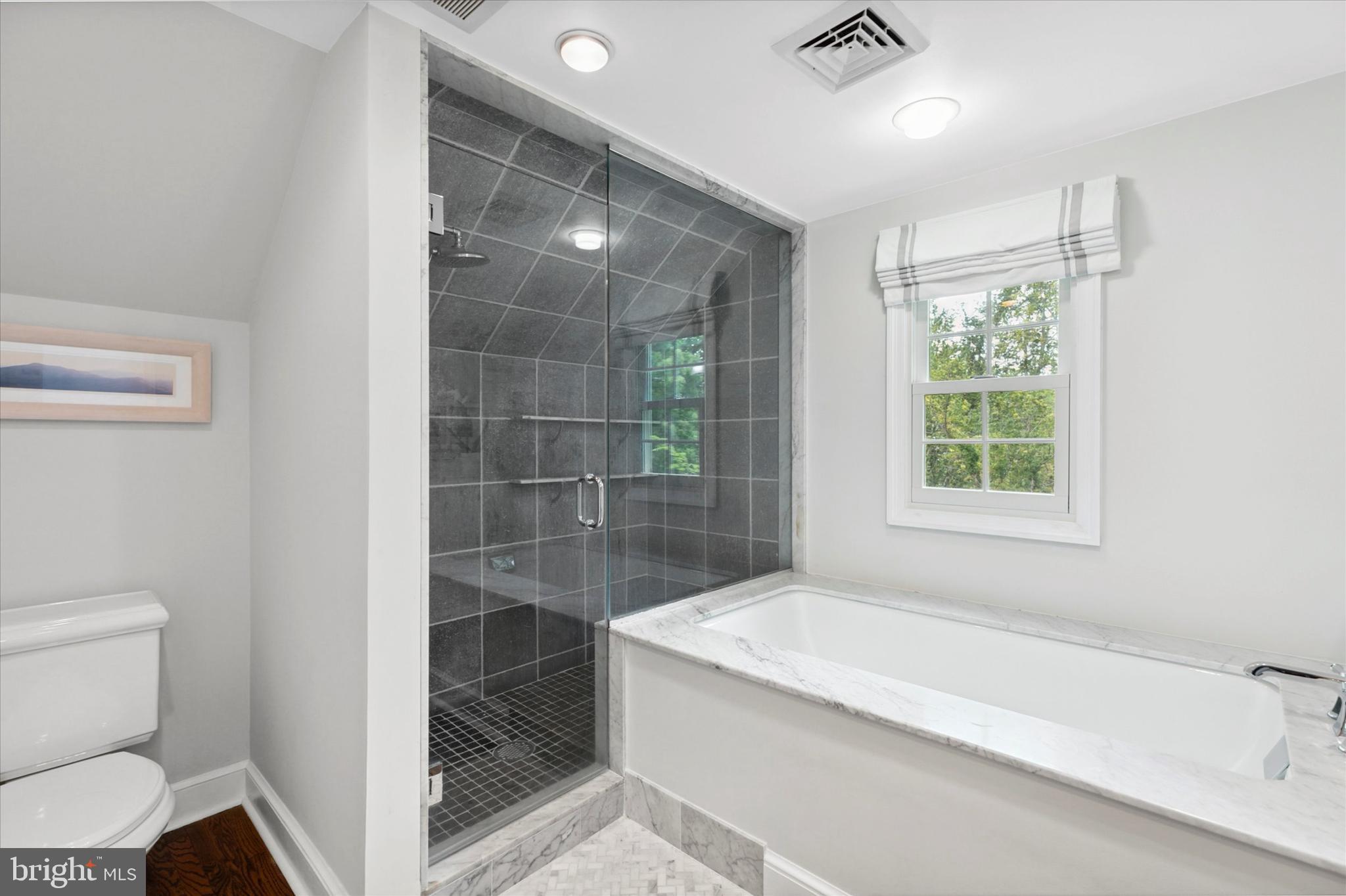 BRYN MAWR - Residential