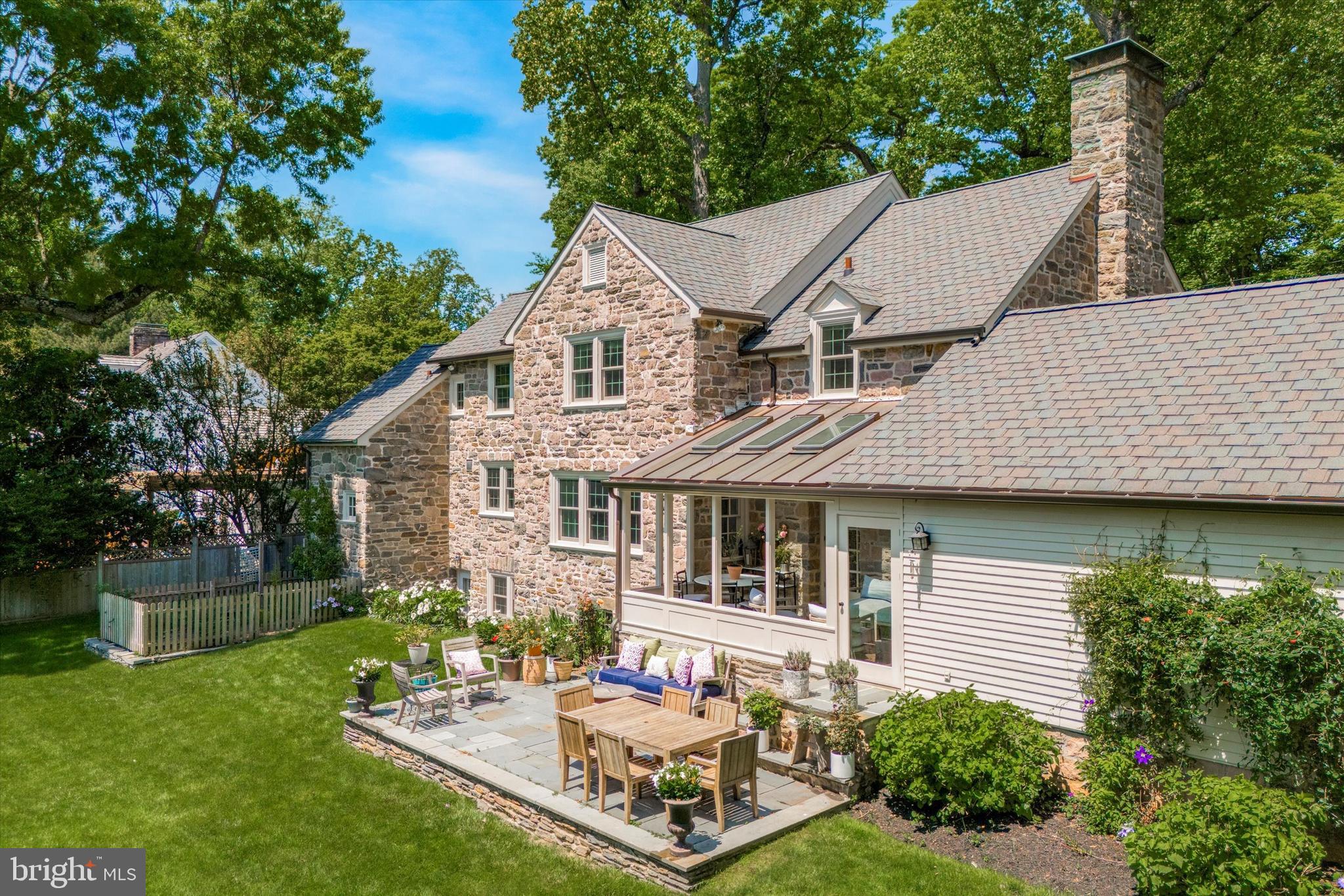 BRYN MAWR - Residential