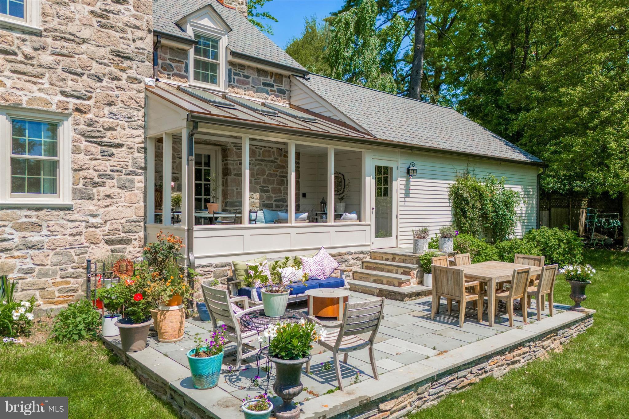 BRYN MAWR - Residential