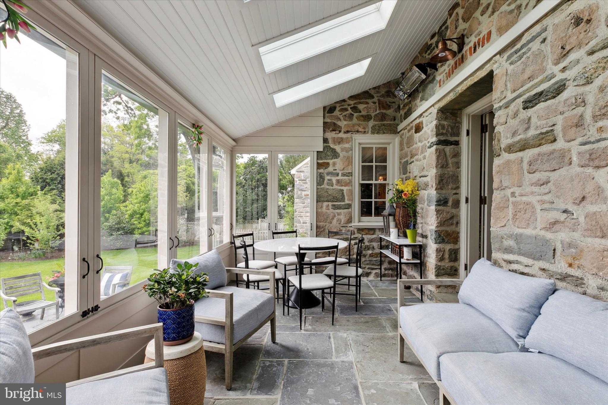 BRYN MAWR - Residential