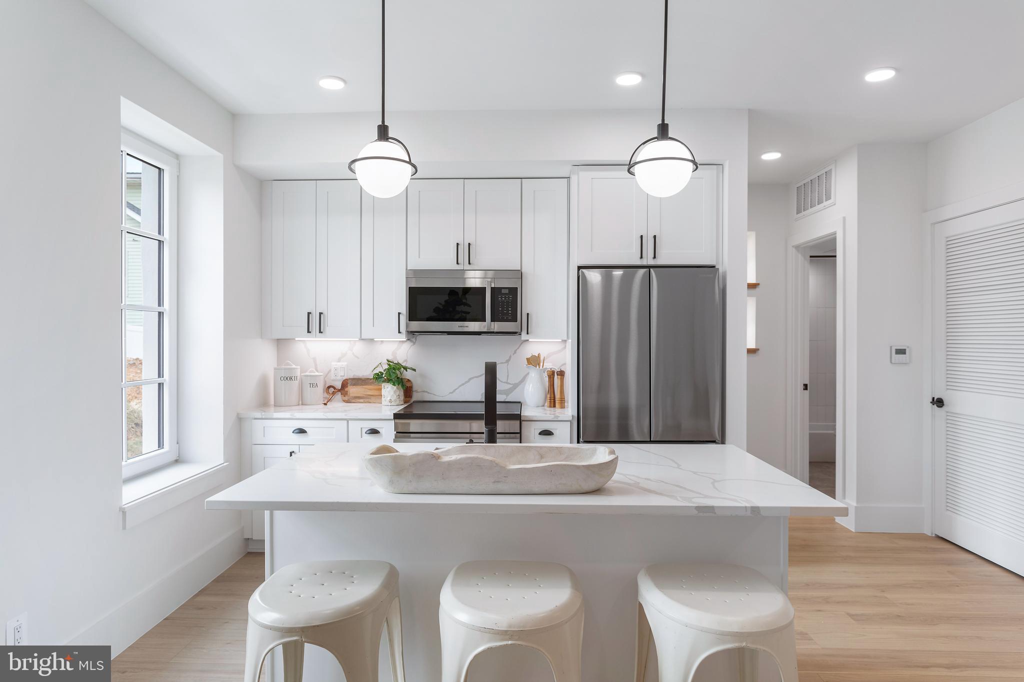 WOODRIDGE - Residential Lease