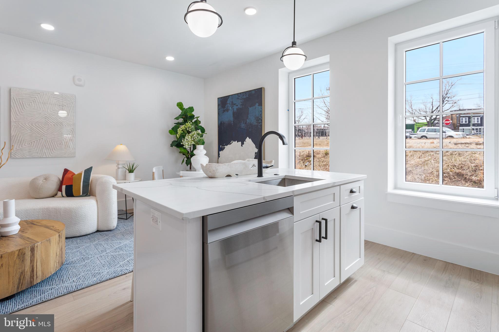 WOODRIDGE - Residential Lease