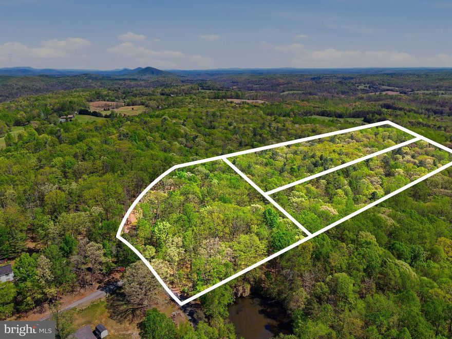 Gorgeous & Private Wooded Lot! Perfect 5+ acre lot just inside the Culpeper/Rappahannock County Line. Zoned A1 ... Perfect for horses or a farmette!  Bring the dream!! No covenants or restrictions! Additional lots available! Don't miss your chance!