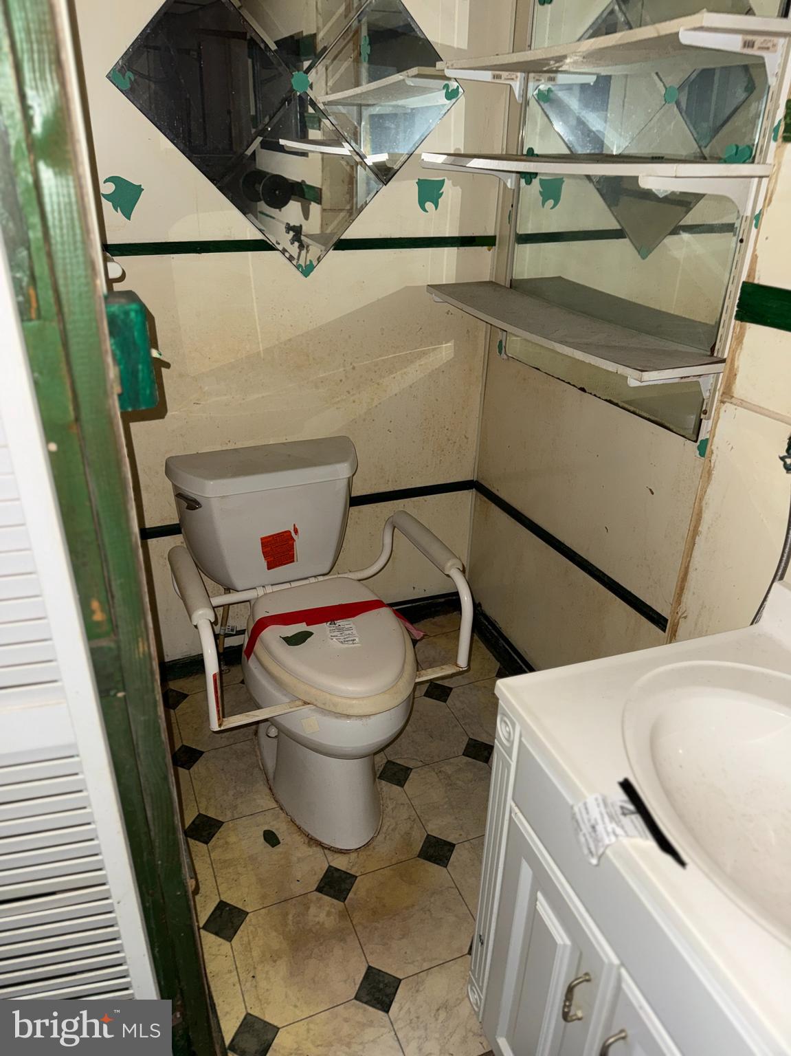 WEST FOREST PARK - Residential