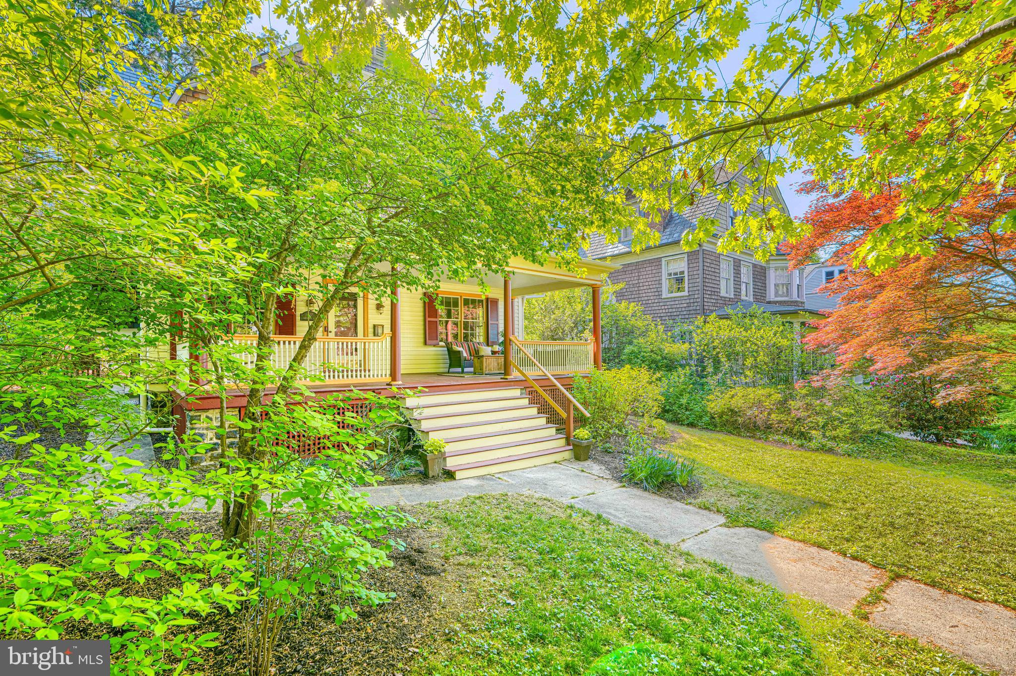 ROLAND PARK - Residential