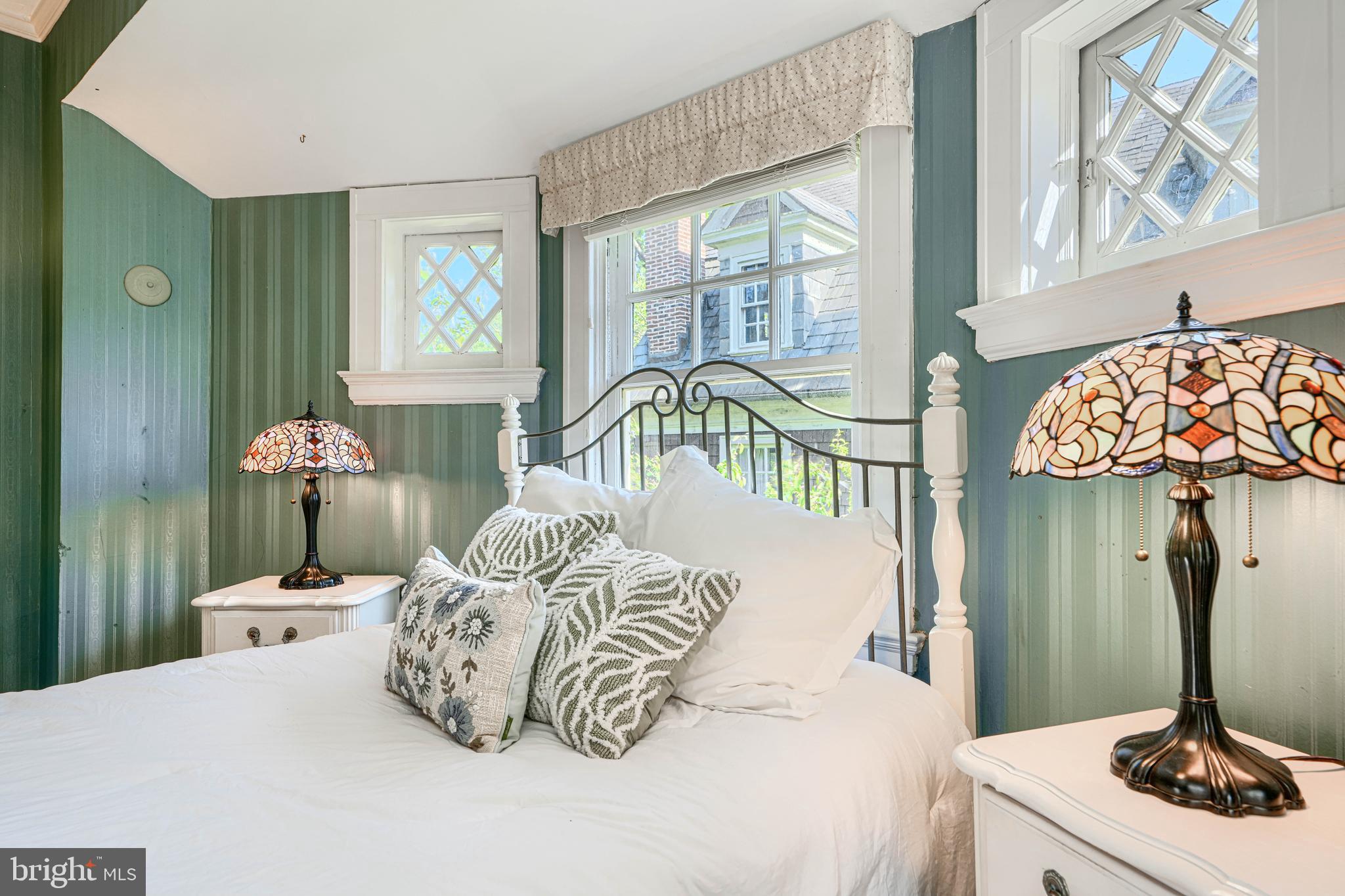 ROLAND PARK - Residential