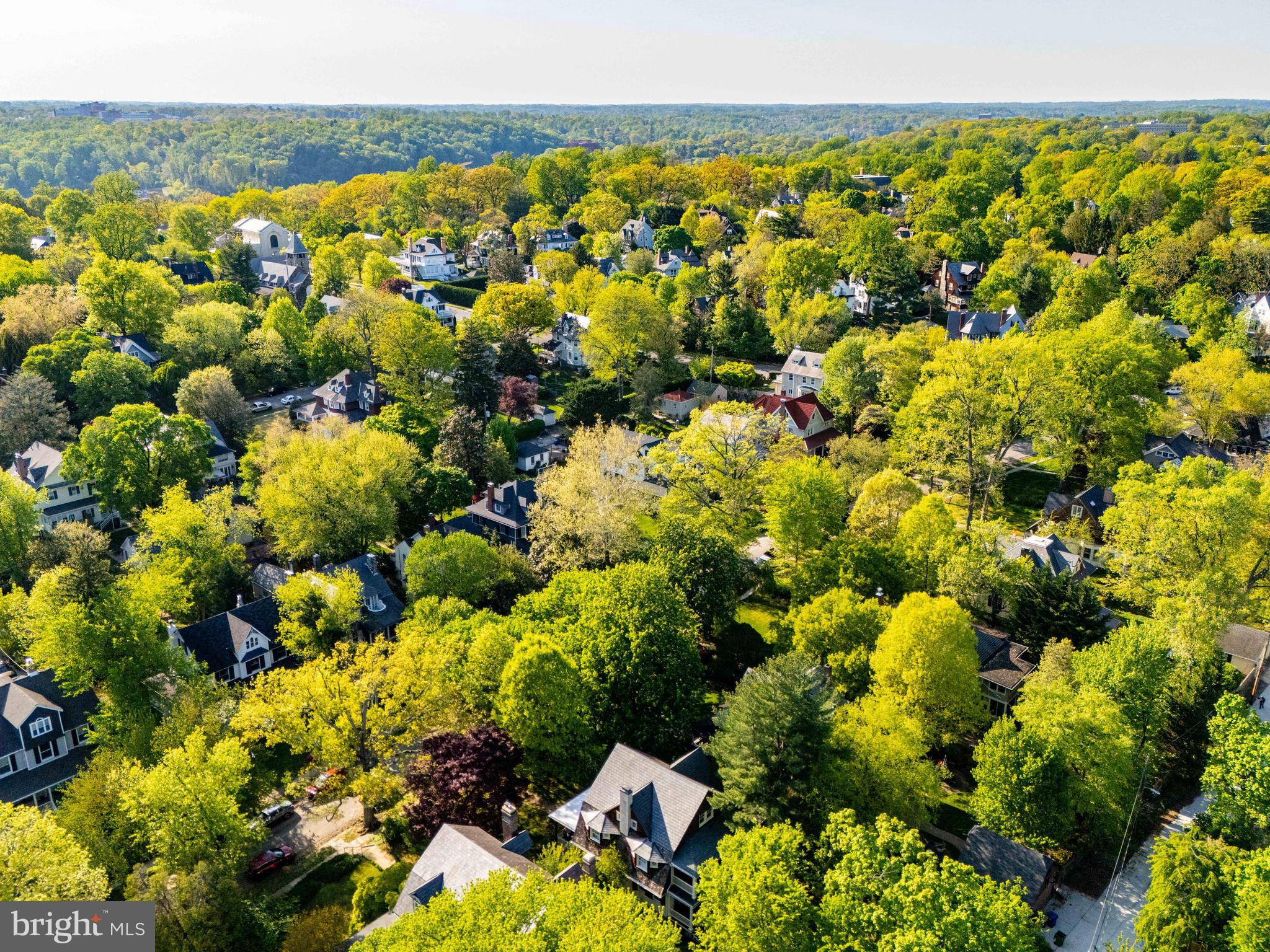 ROLAND PARK - Residential