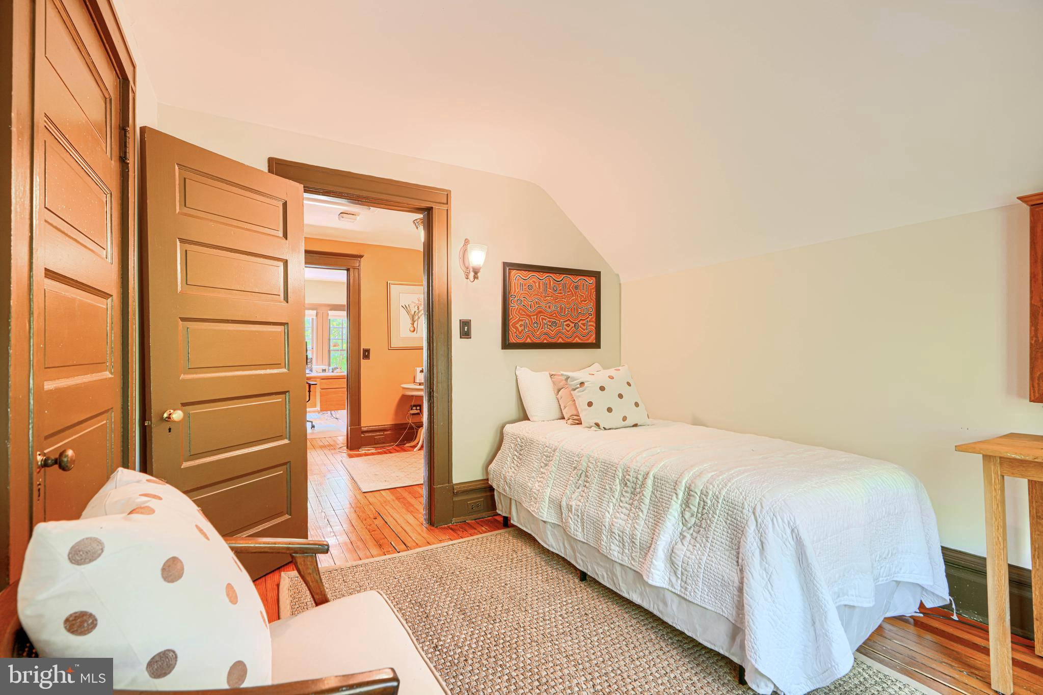 ROLAND PARK - Residential