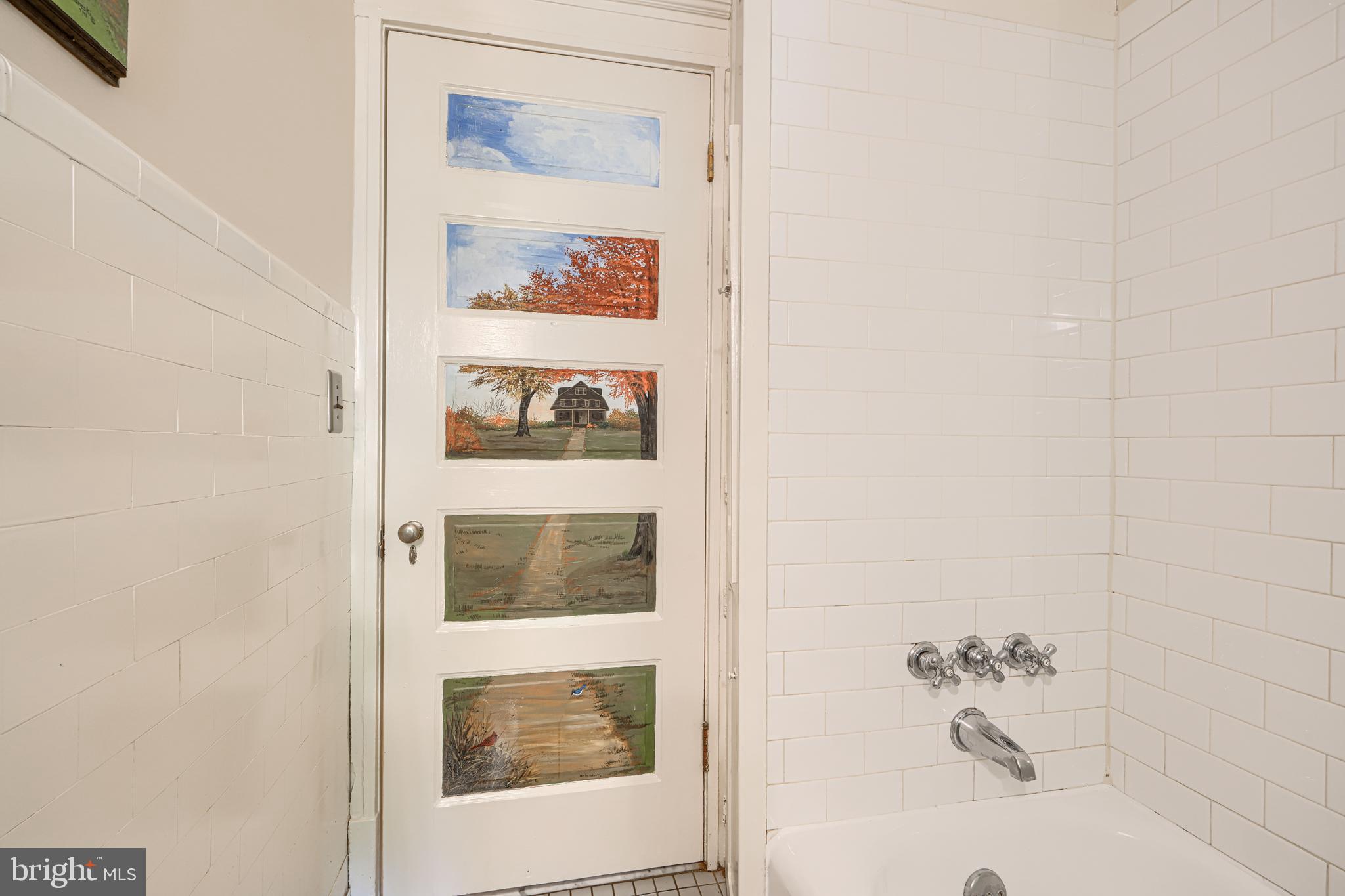 ROLAND PARK - Residential