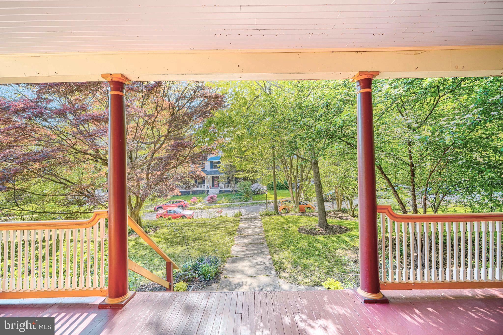 ROLAND PARK - Residential