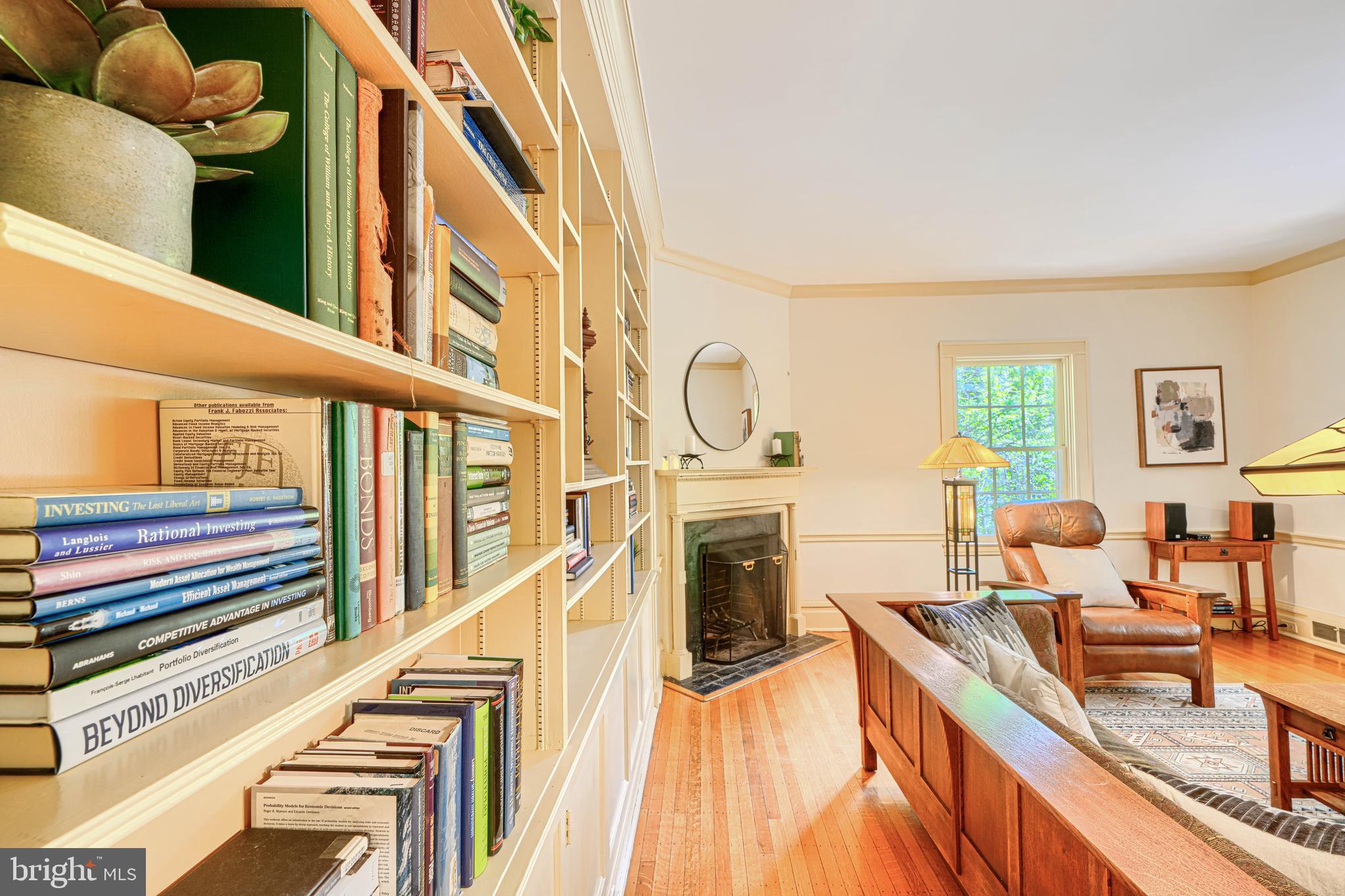 ROLAND PARK - Residential