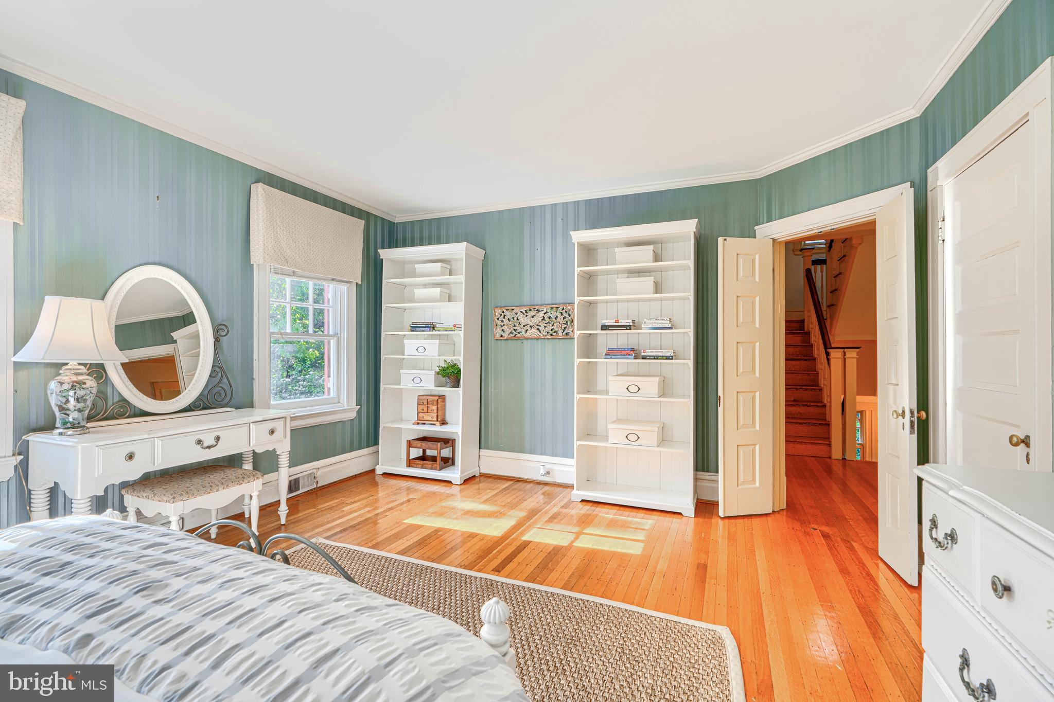 ROLAND PARK - Residential