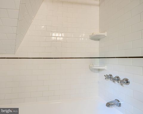 Tiny photo for 207 Hawthorne Road, BALTIMORE, MD 21210 (MLS # MDBA2211768)
