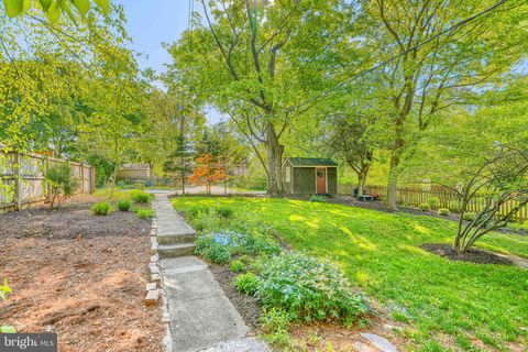 Tiny photo for 207 Hawthorne Road, BALTIMORE, MD 21210 (MLS # MDBA2211768)