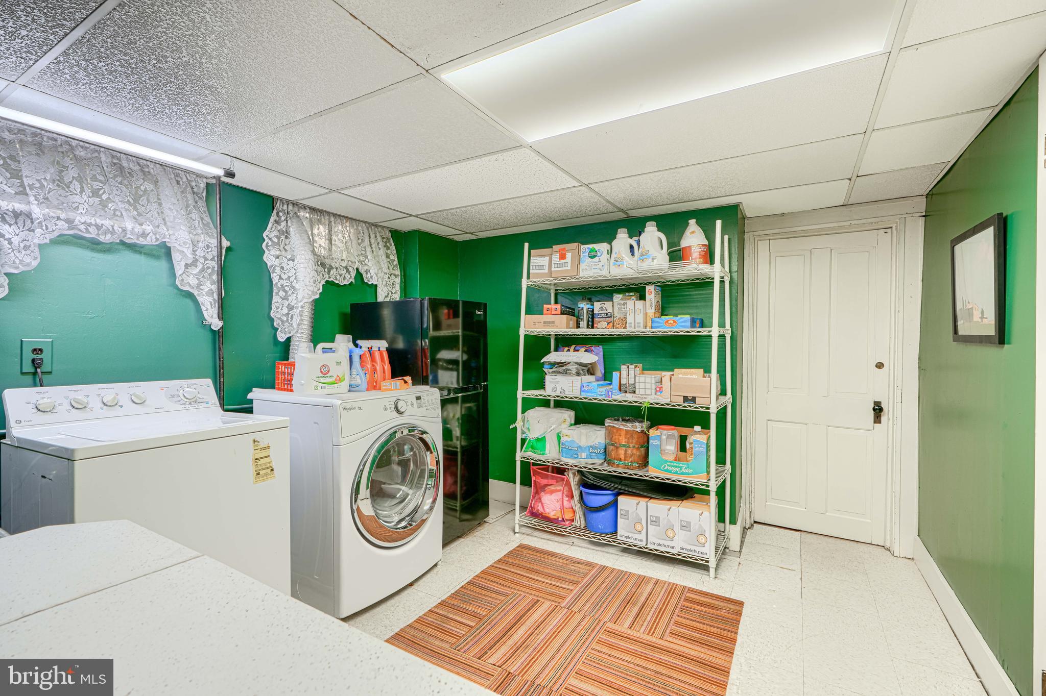 ROLAND PARK - Residential