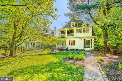Tiny photo for 207 Hawthorne Road, BALTIMORE, MD 21210 (MLS # MDBA2211768)