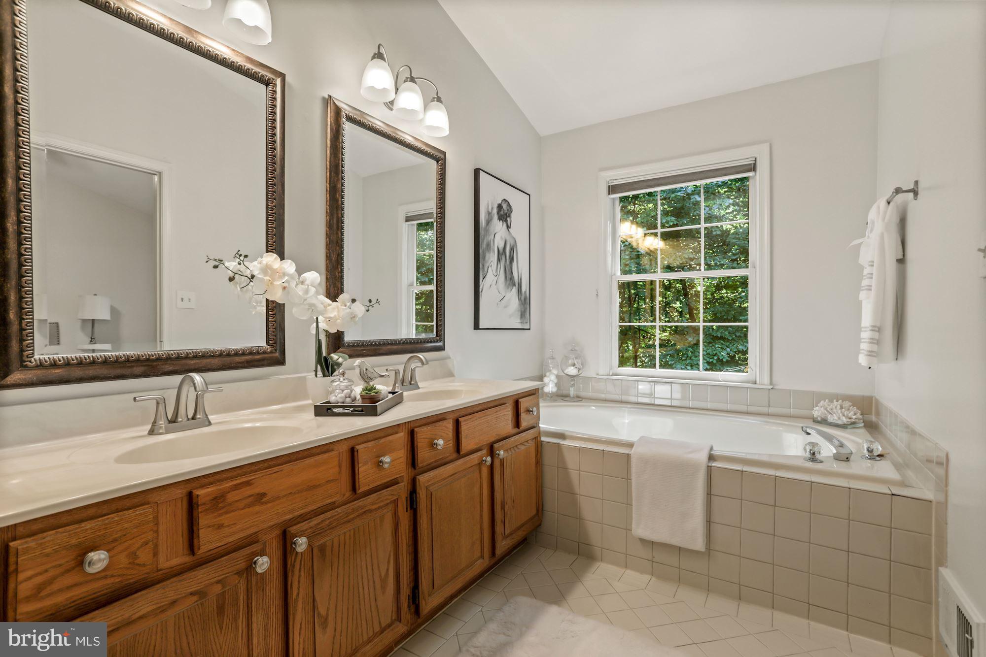 RESTON - Residential Lease