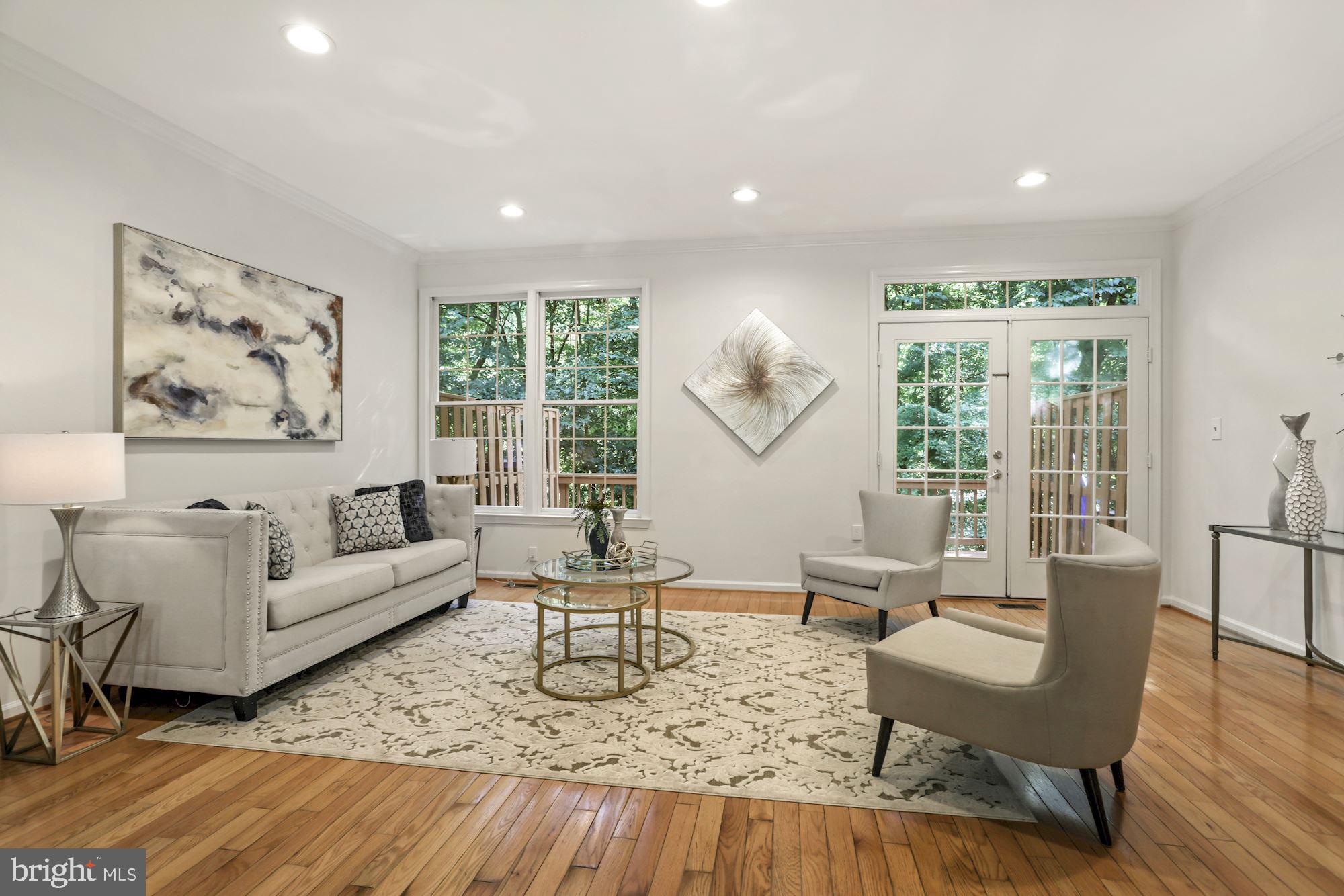 RESTON - Residential Lease