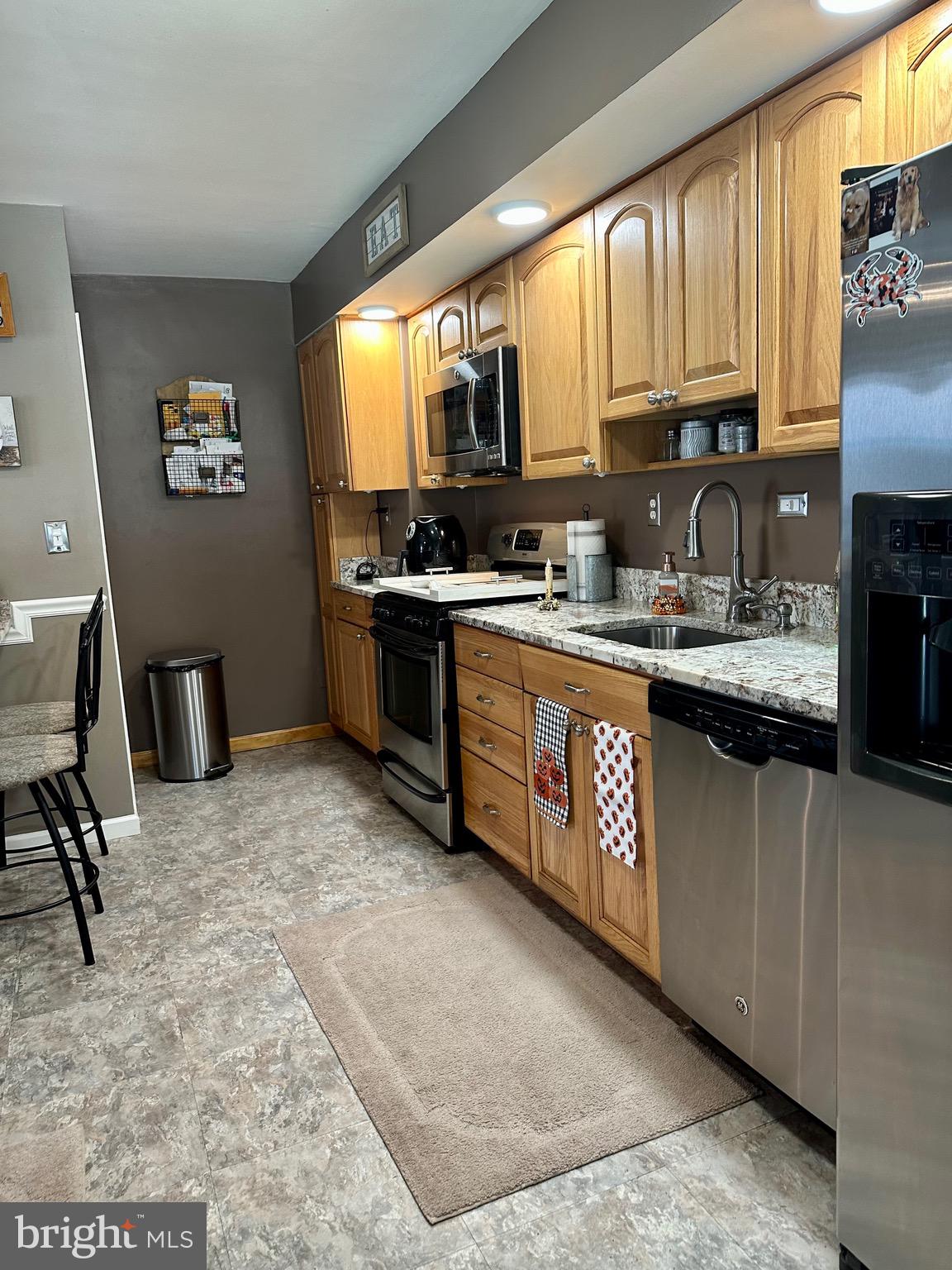 EASTCREST - Residential