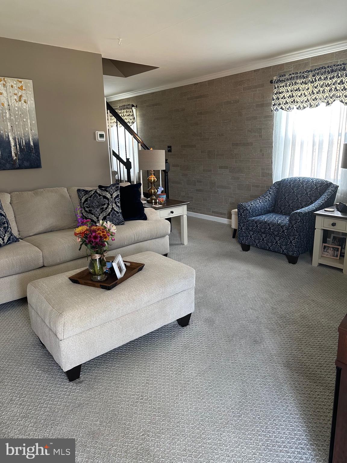 EASTCREST - Residential