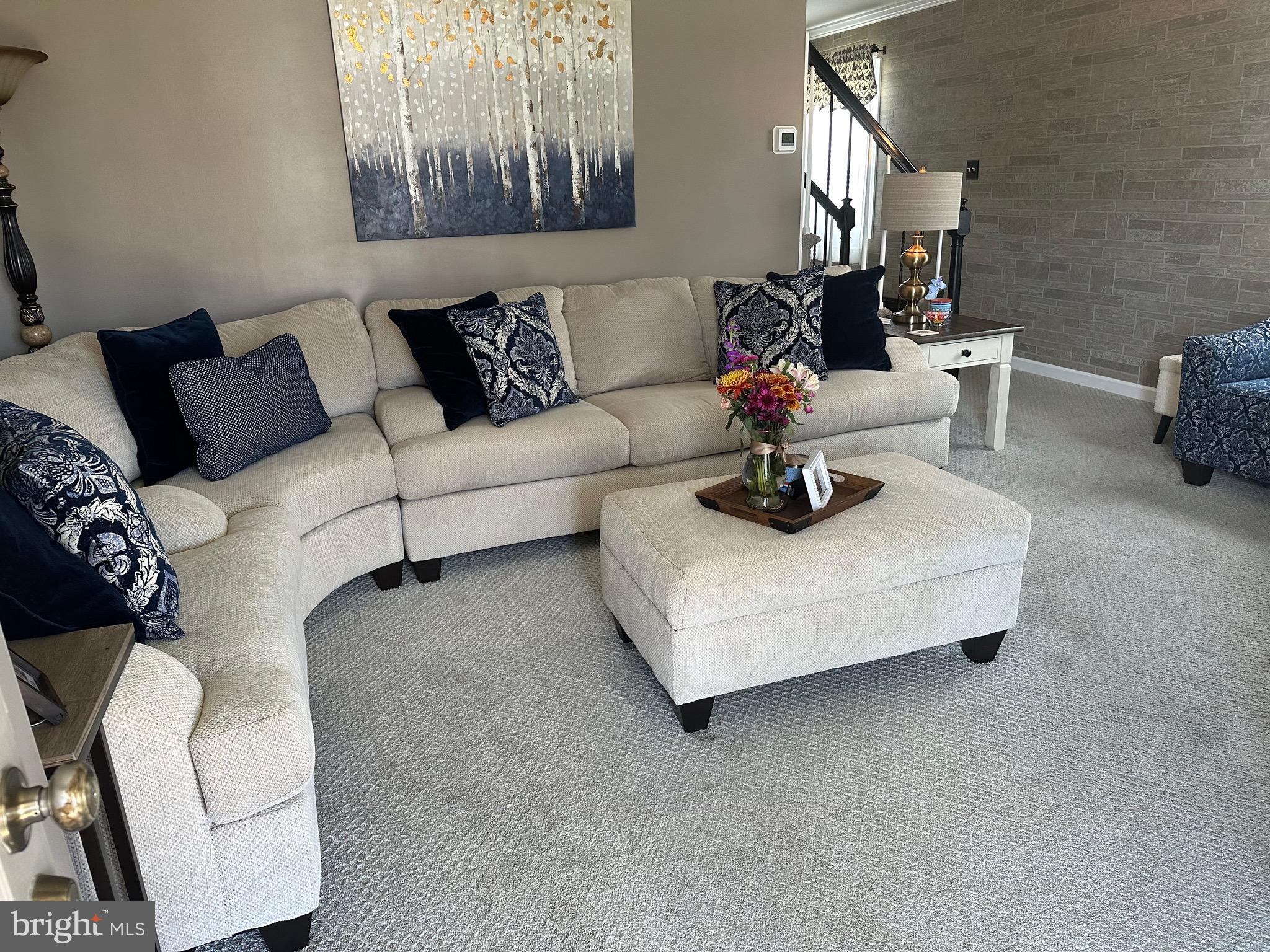 EASTCREST - Residential