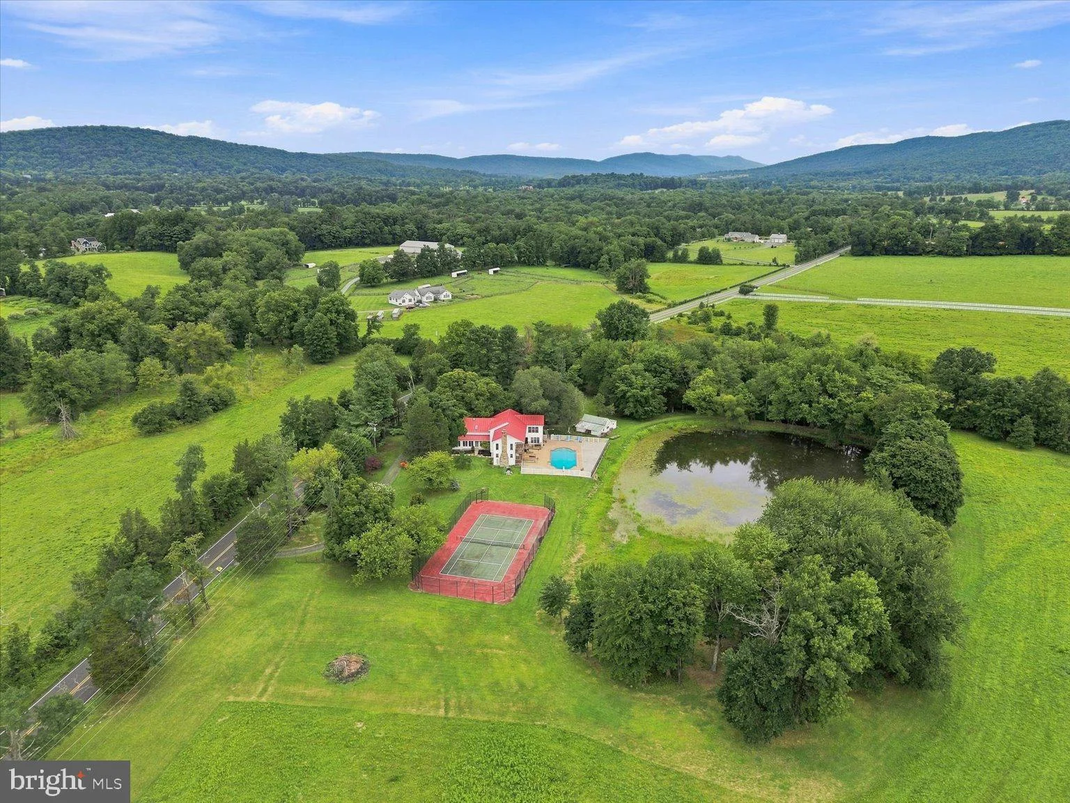 13732 Harpers Ferry Road, Hillsboro, VA, 20132