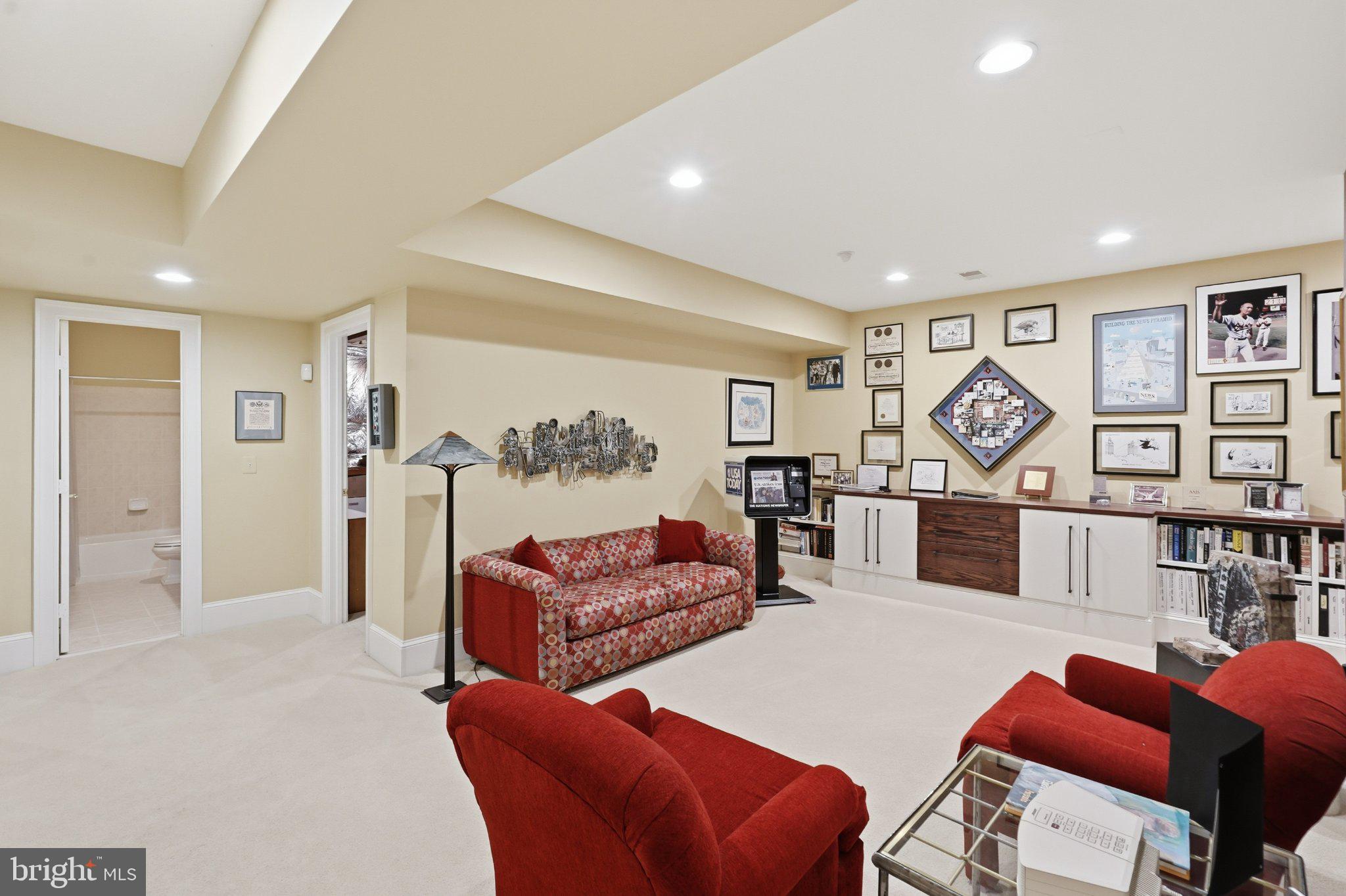 EVANS FARM - Residential