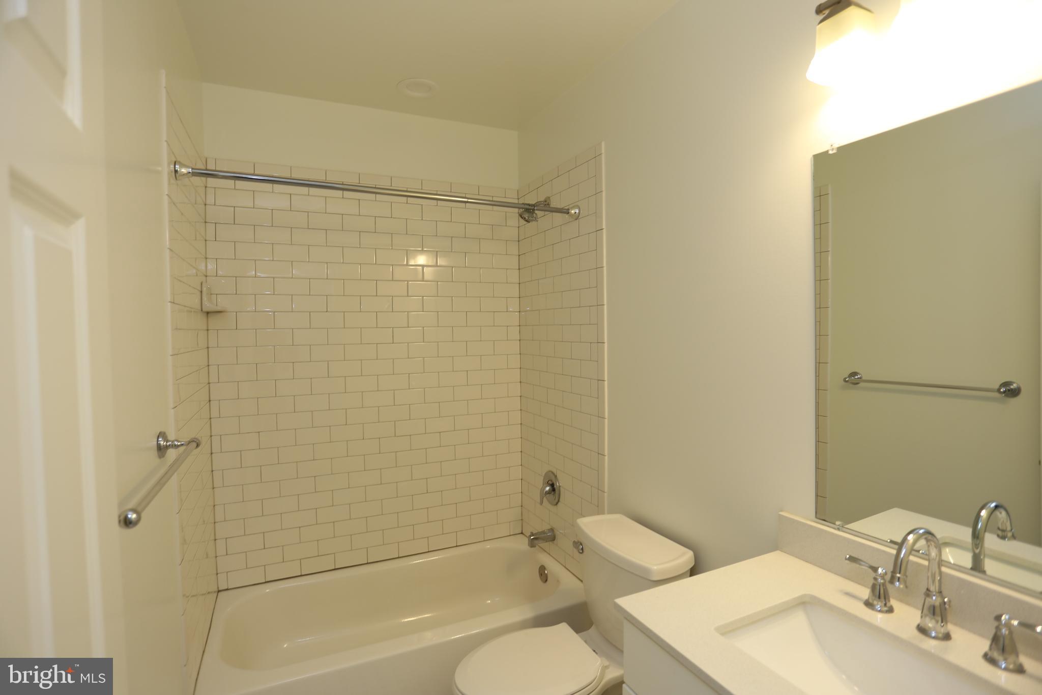 HAMPDEN HISTORIC DISTRICT - Residential Lease