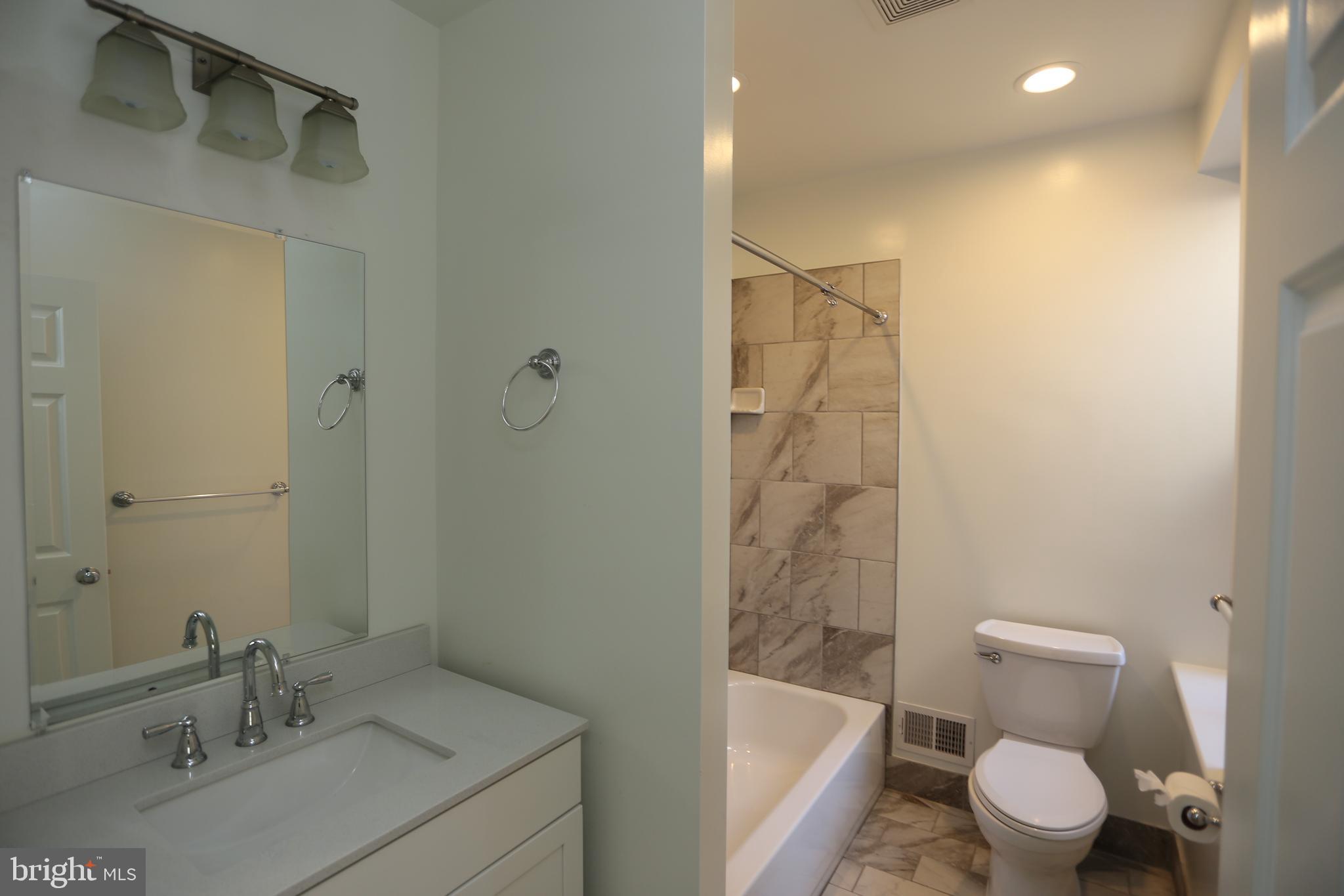 HAMPDEN HISTORIC DISTRICT - Residential Lease