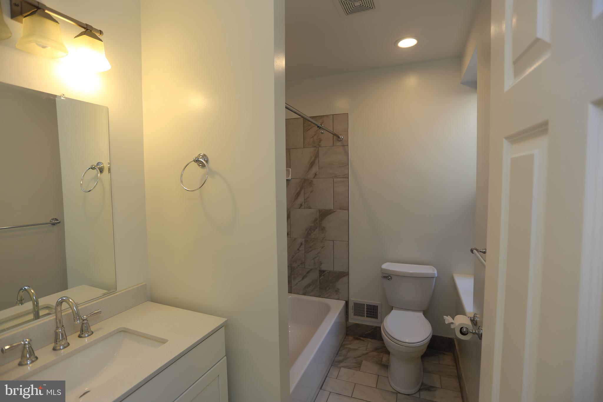 HAMPDEN HISTORIC DISTRICT - Residential Lease