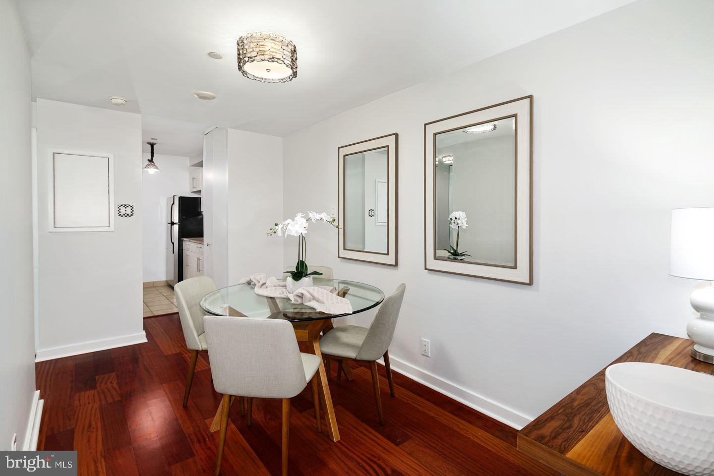 219 S 18TH STREET 29 1121