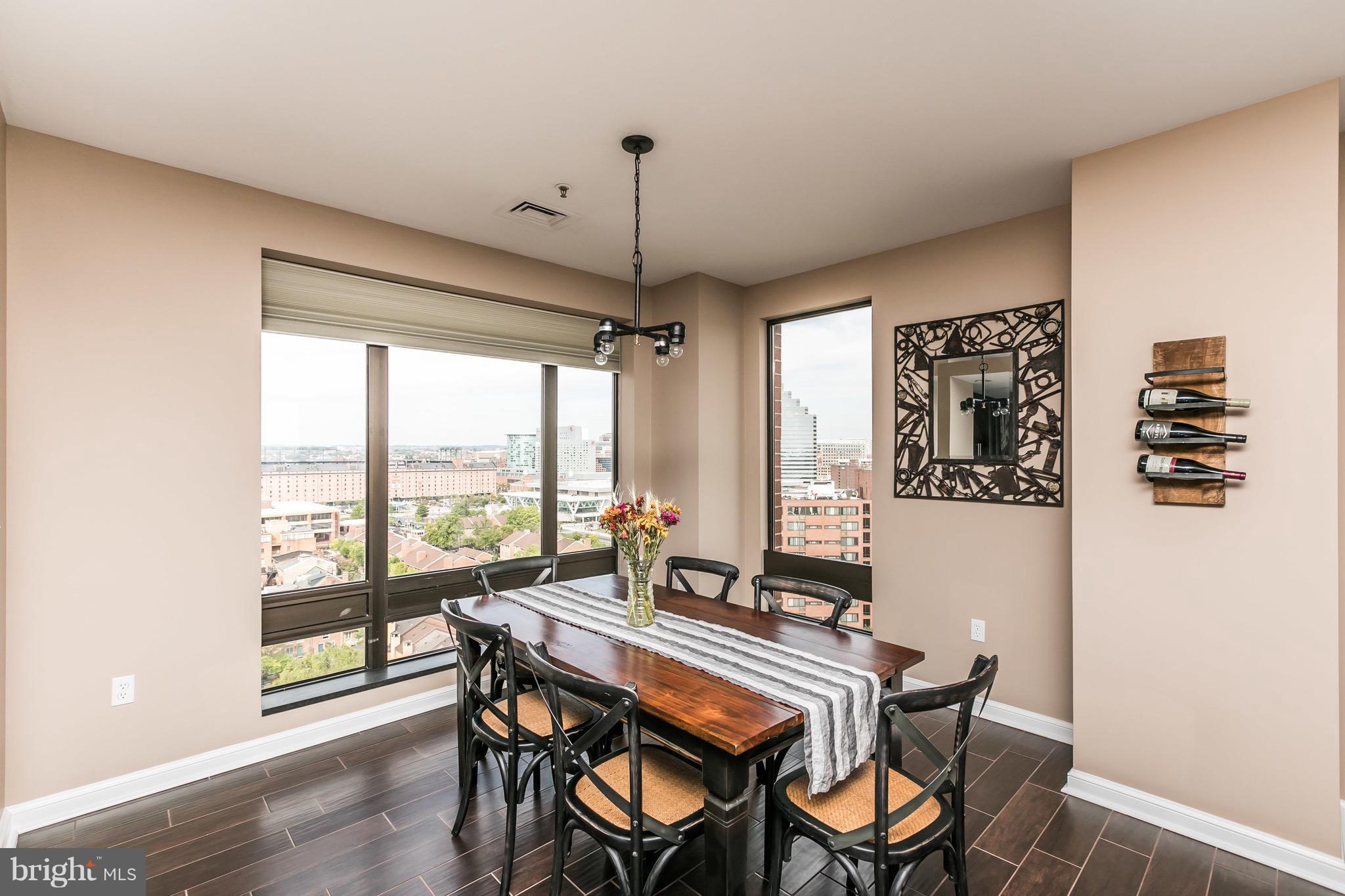 HARBOR COURT CONDOMINIUMS - Residential