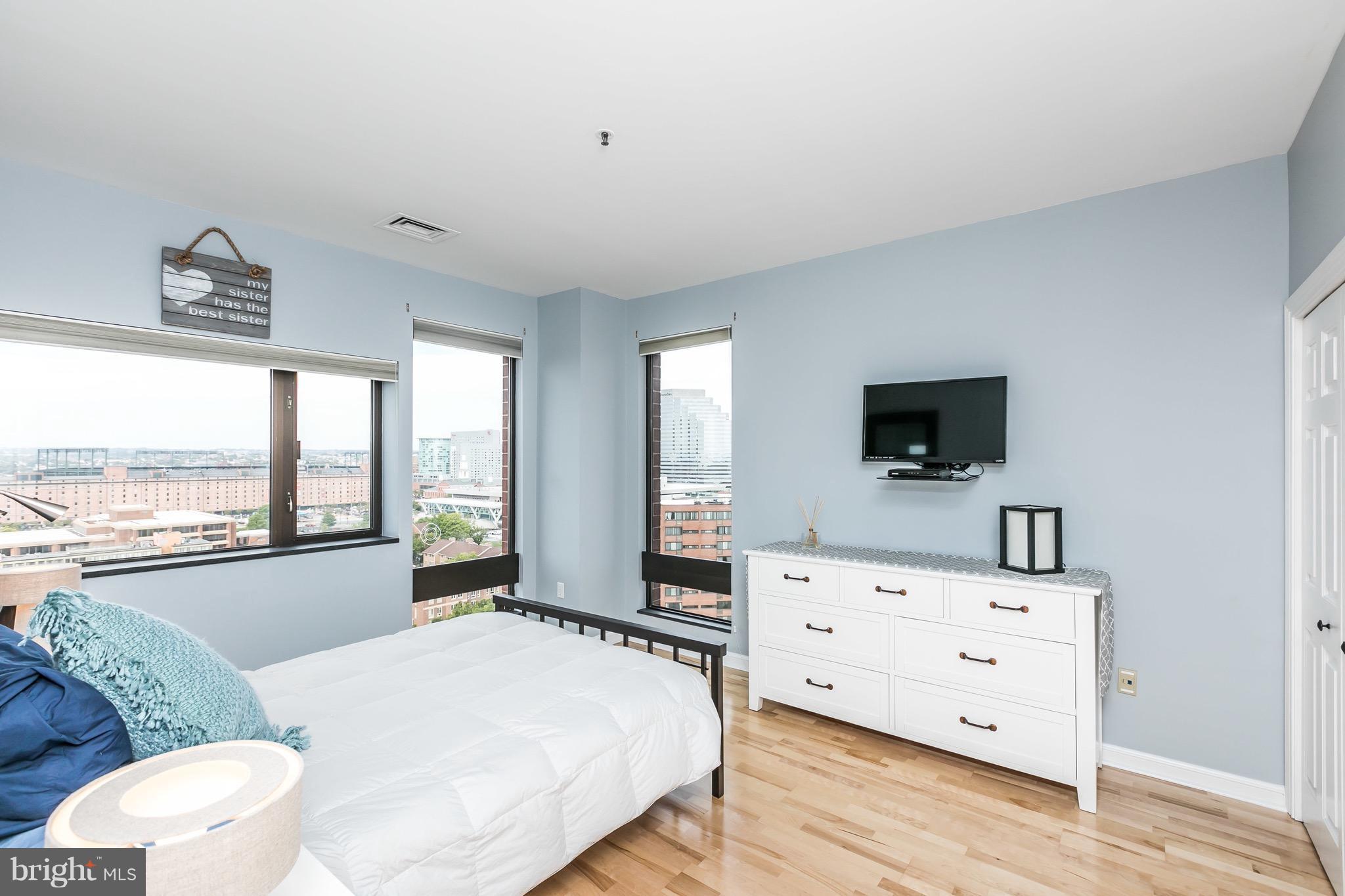 HARBOR COURT CONDOMINIUMS - Residential