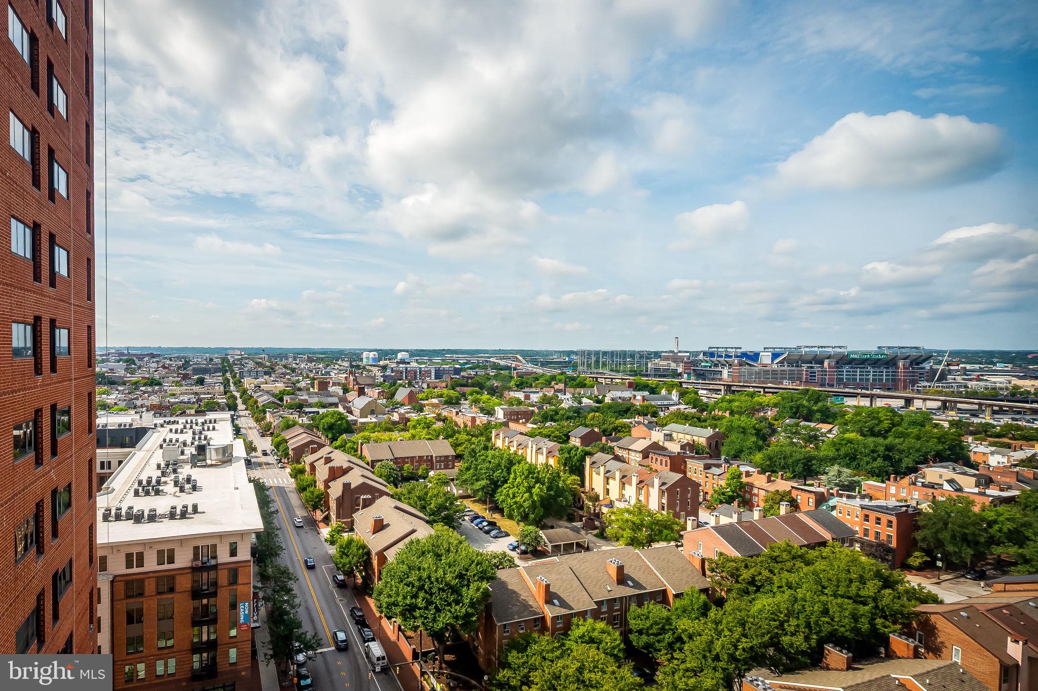 HARBOR COURT CONDOMINIUMS - Residential