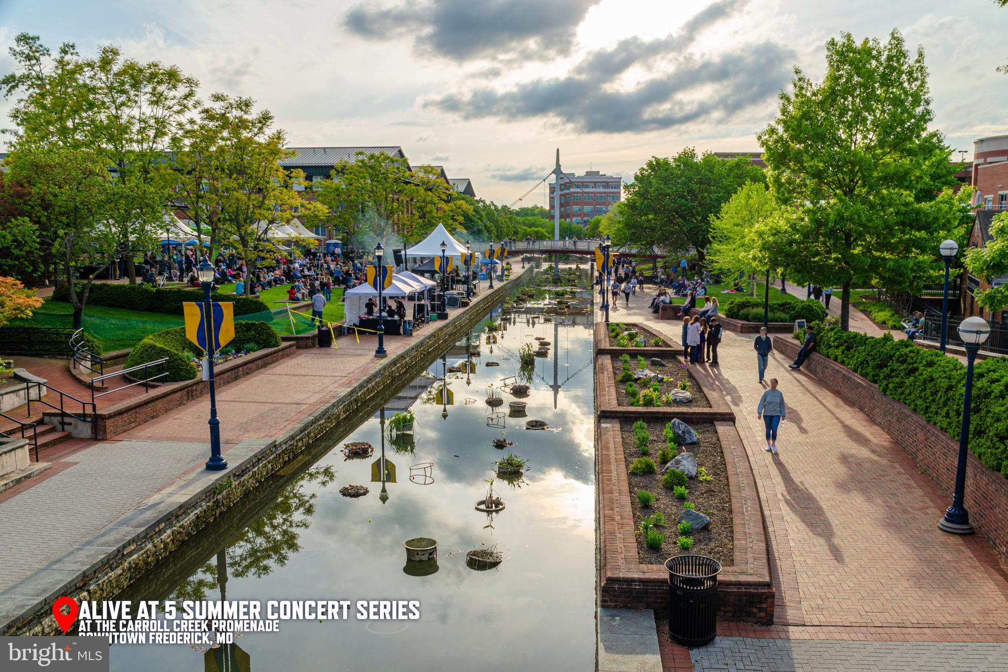 AMBER MEADOWS - Residential