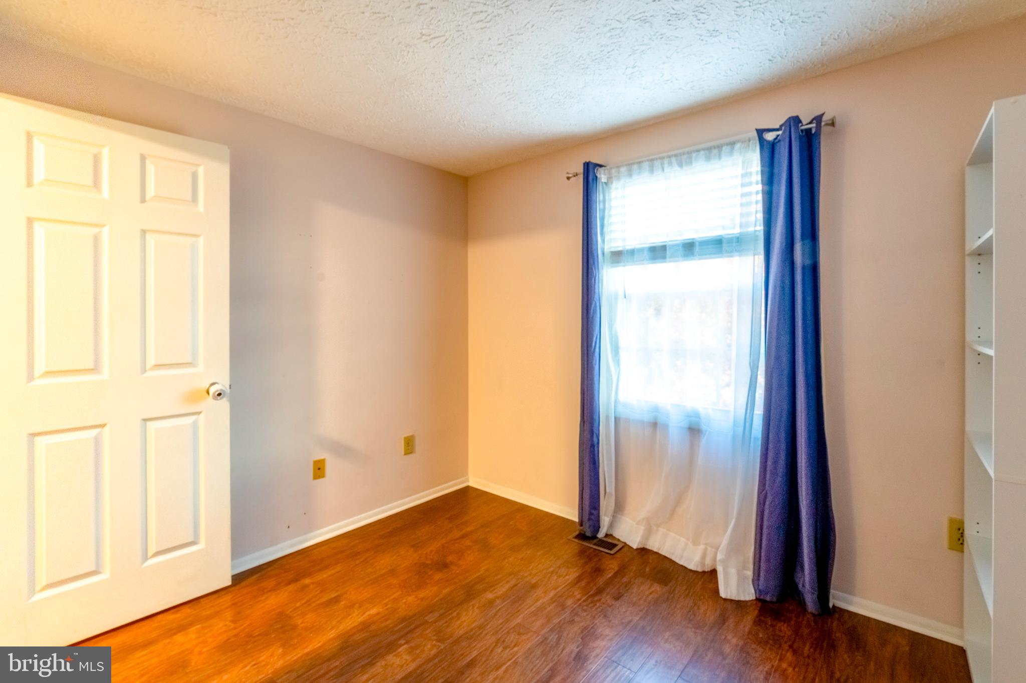 AMBER MEADOWS - Residential