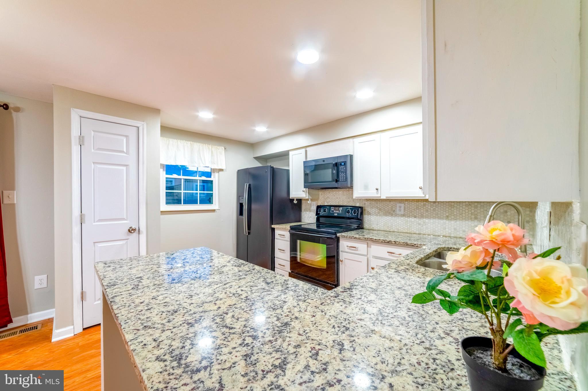 AMBER MEADOWS - Residential