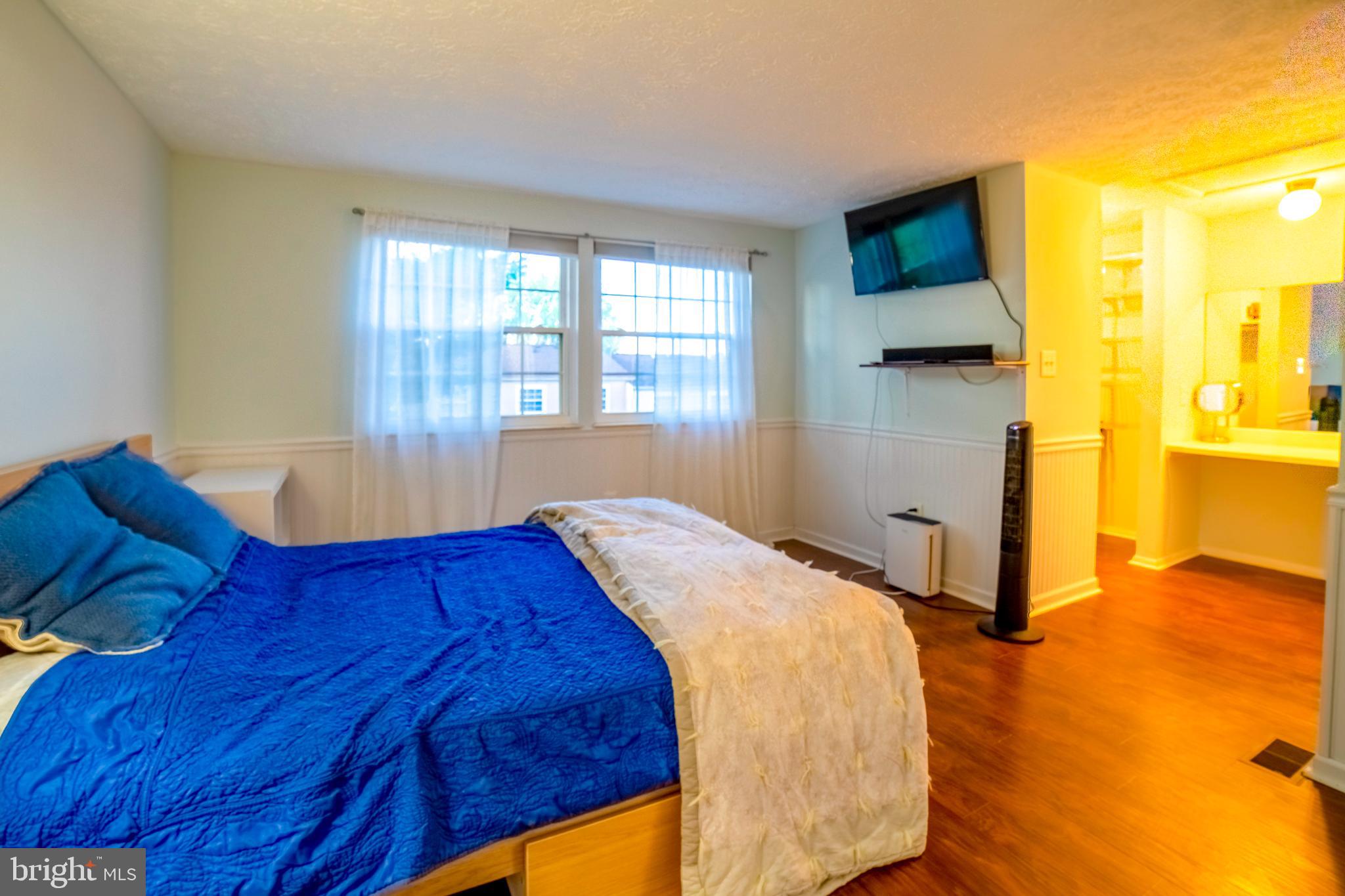 AMBER MEADOWS - Residential