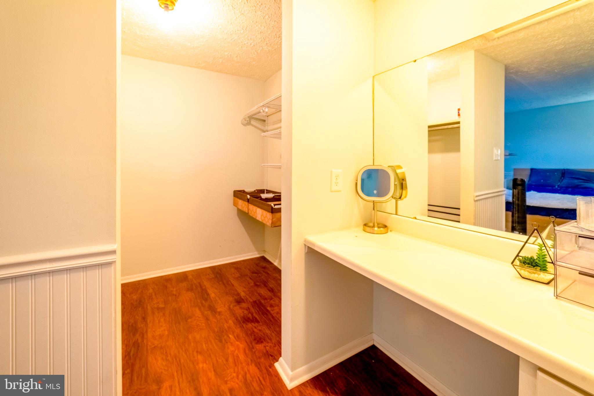 AMBER MEADOWS - Residential